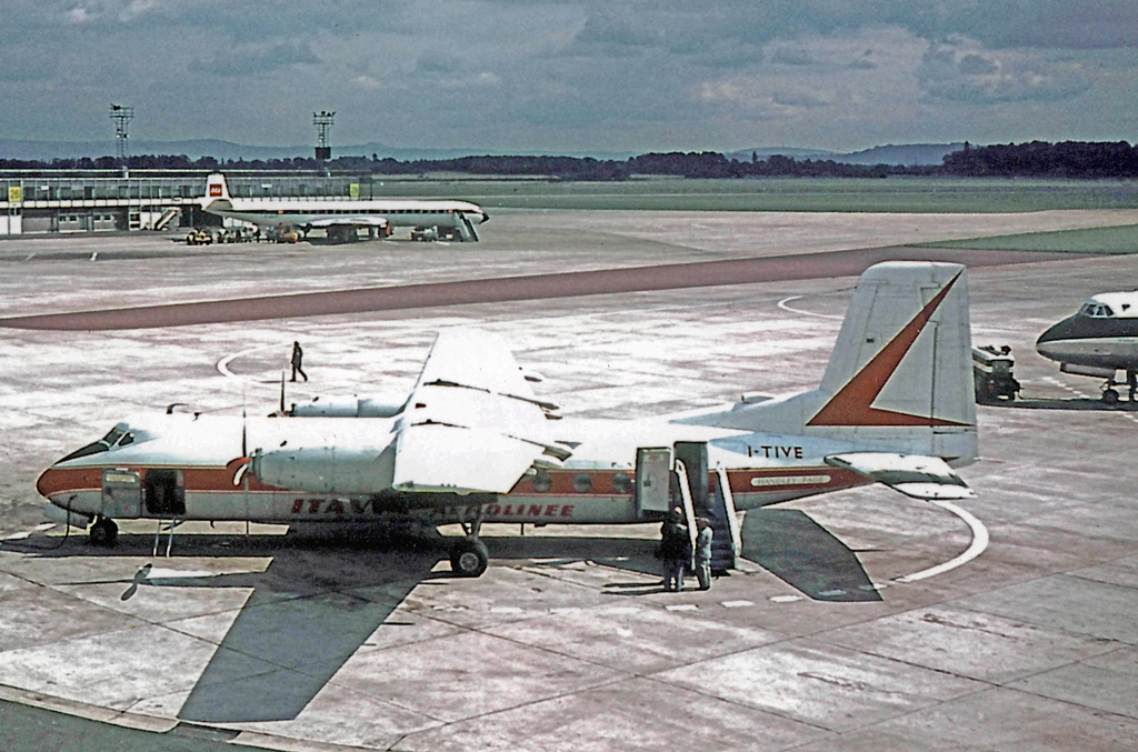 Handley Page Herald 203 I-TIVE Itavia RWY 02.06.66 edited-2