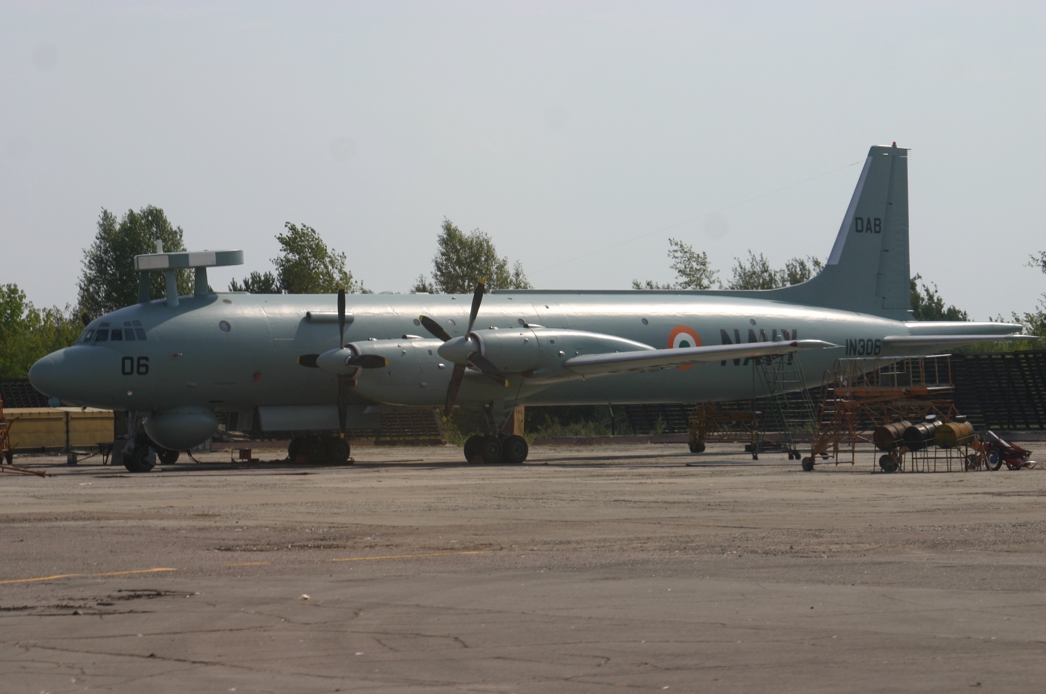 IN306 Ilyushin Il-38 de la Armada india, segunda vista