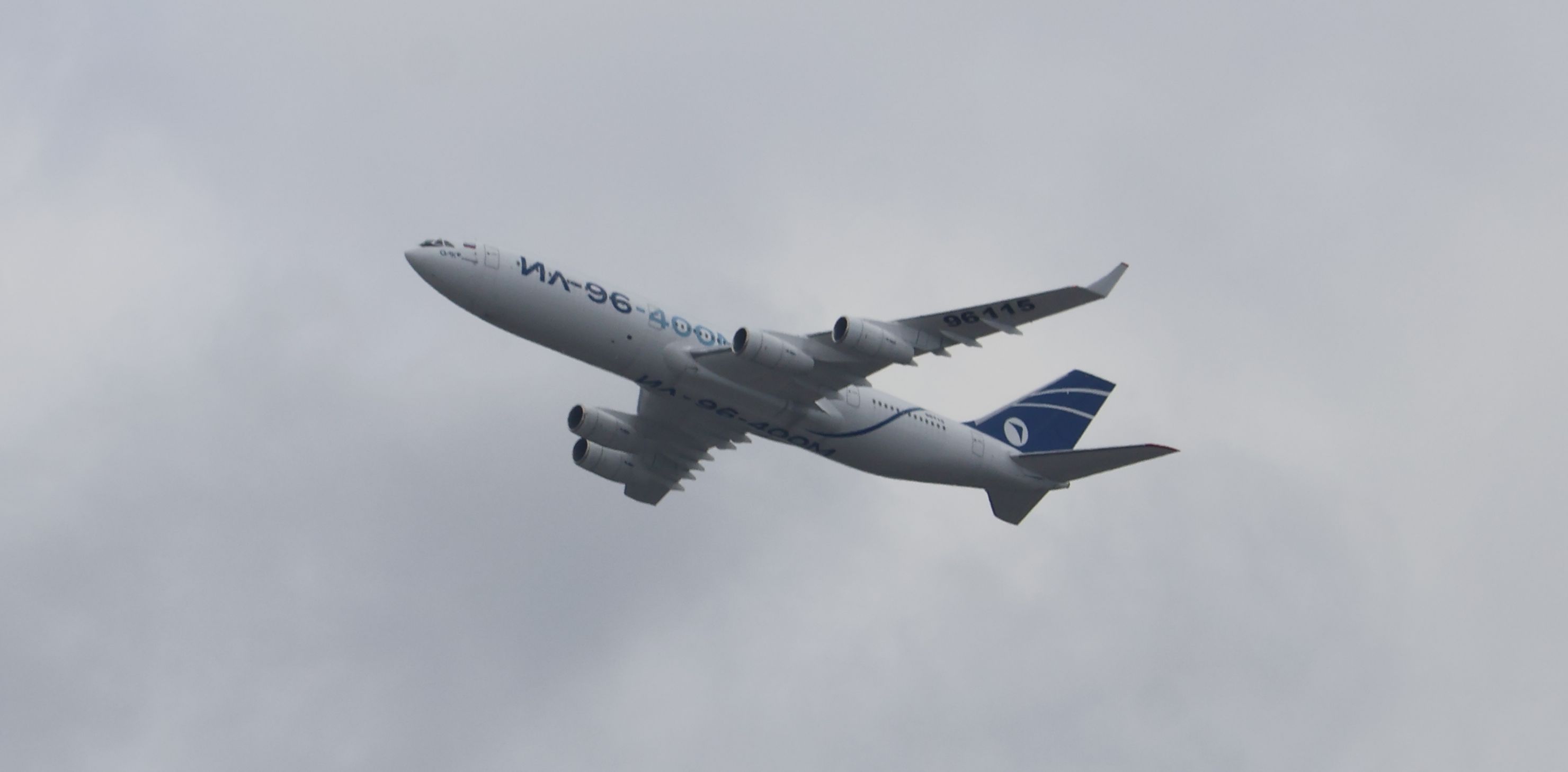 Ilyushin Il-96
