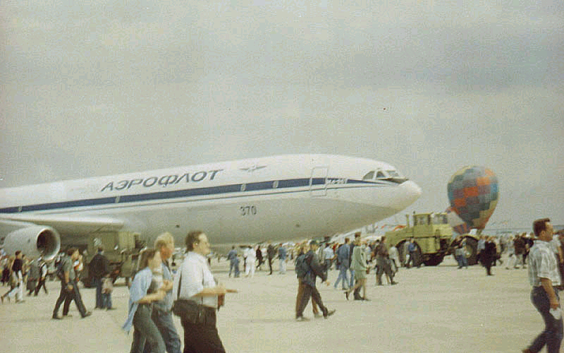 Ilyushin Il-96T en el MAKS de 1999