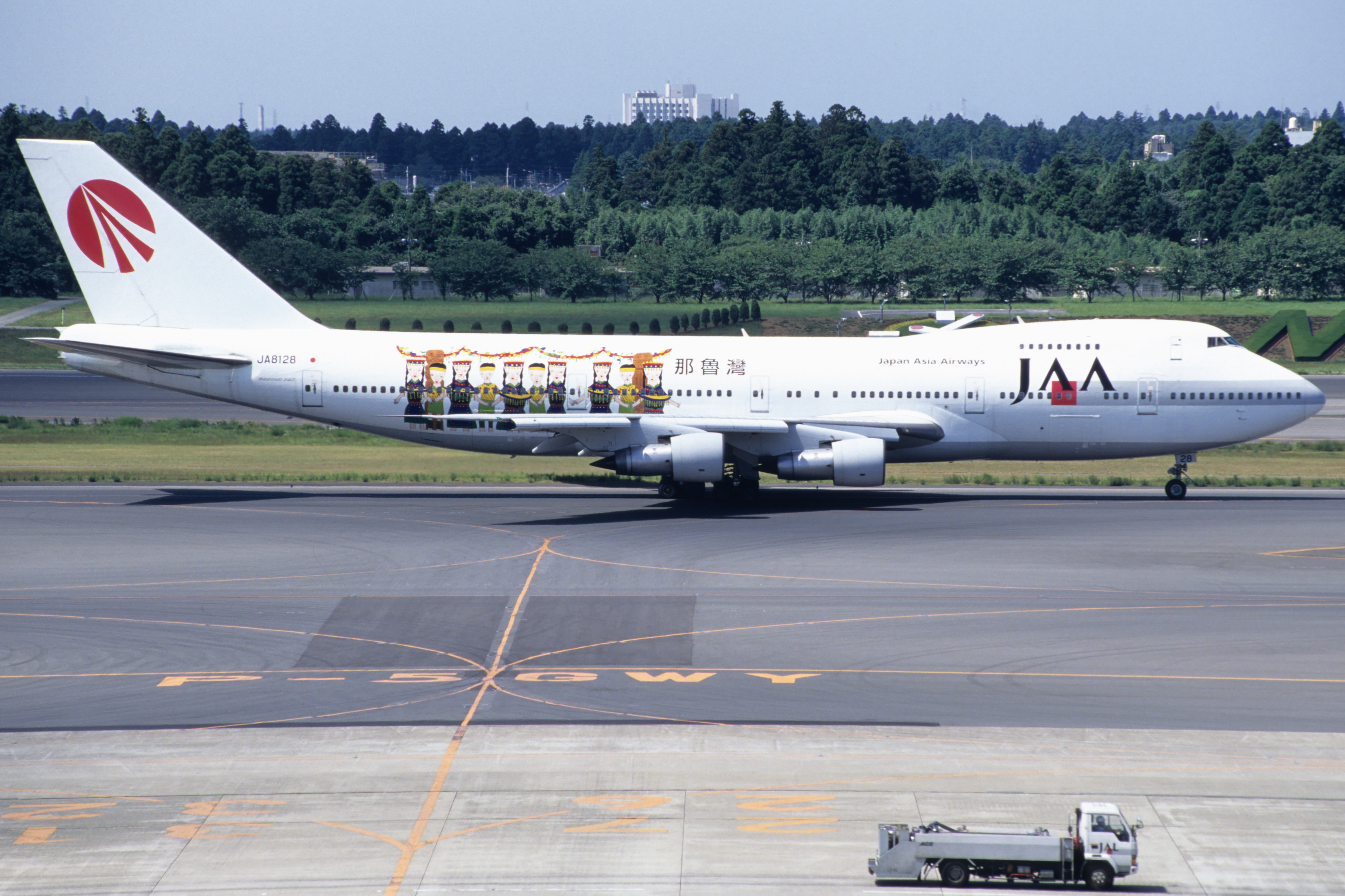 Boeing 747