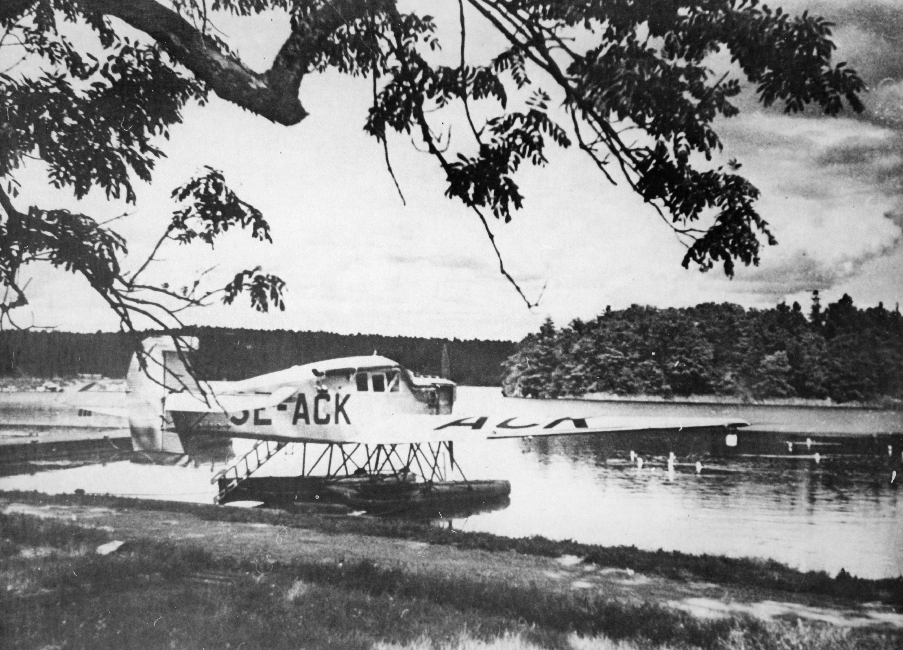 Junker F 13, SE-ACK, Gästrikland (aereo ABA), vista 1