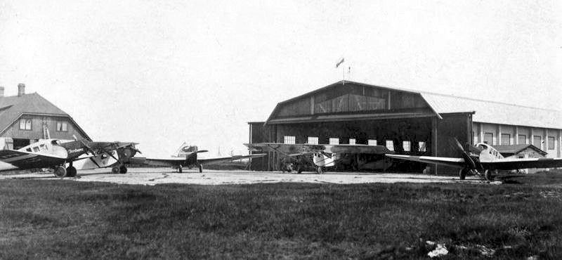 Junkers F 13 at the Lasnamäe hangar, Tallinn, 1925