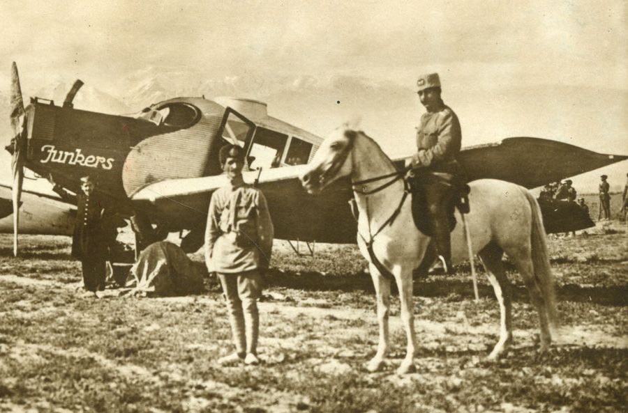 Junkers F 13 in Teheran
