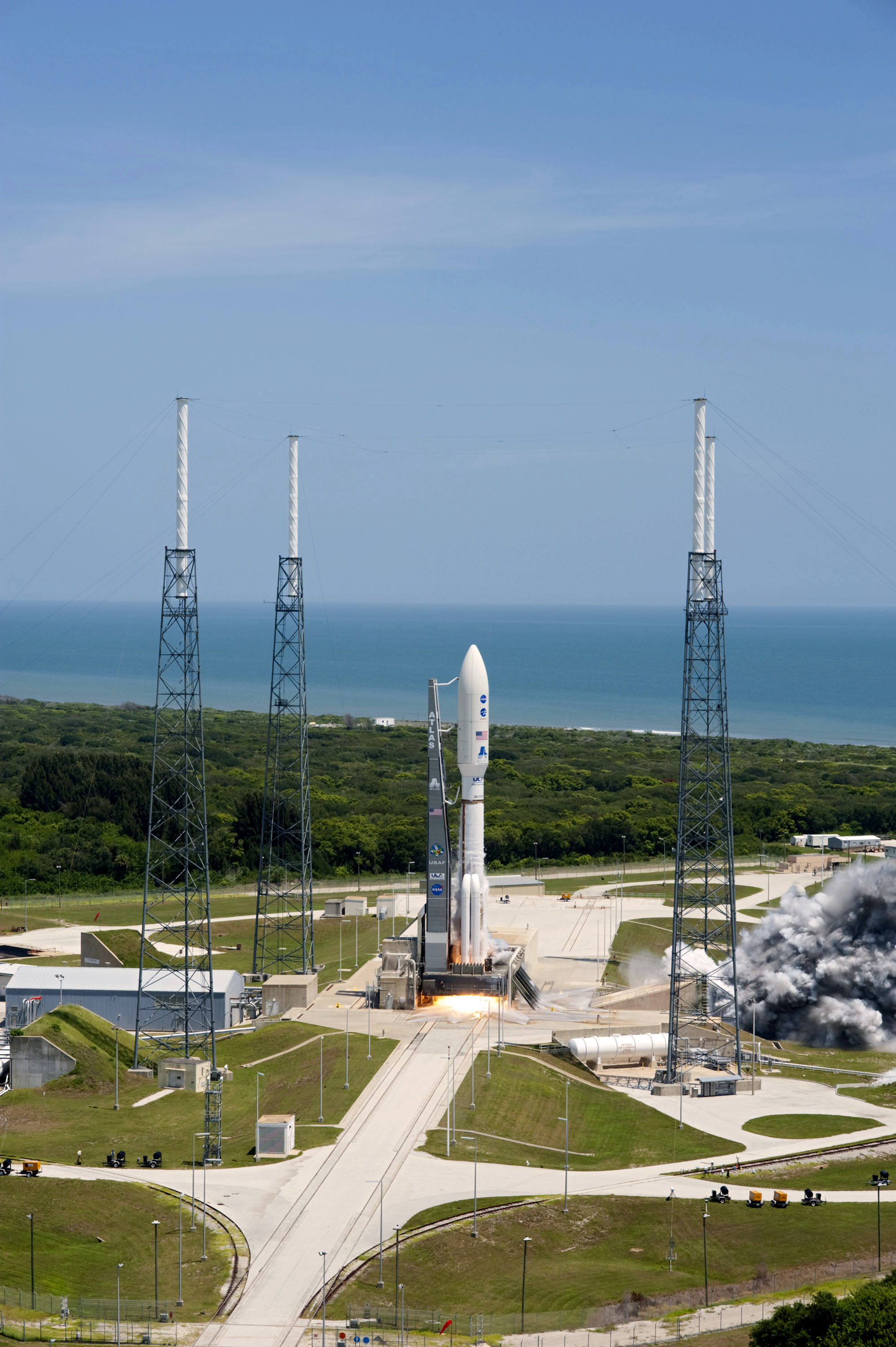 Juno's Atlas V 551 at liftoff