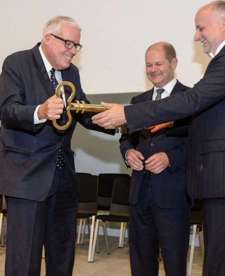 Klaus Michael Kühne and Olaf Scholz