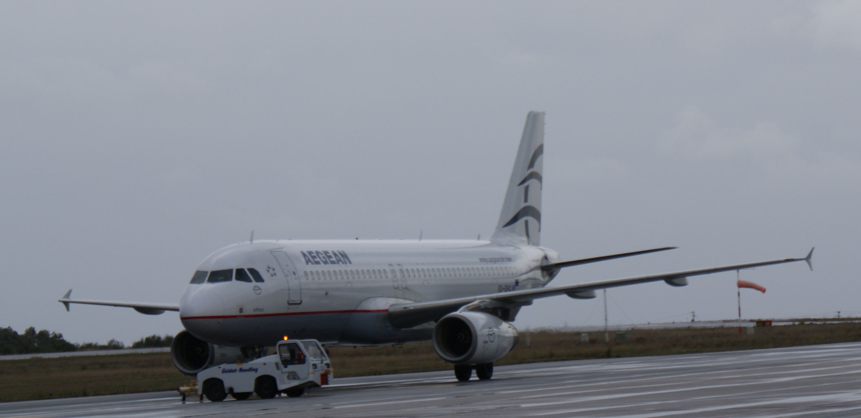 Kos airport Aegean Airlines Airbus SX DVG (aircraft)-04ASD