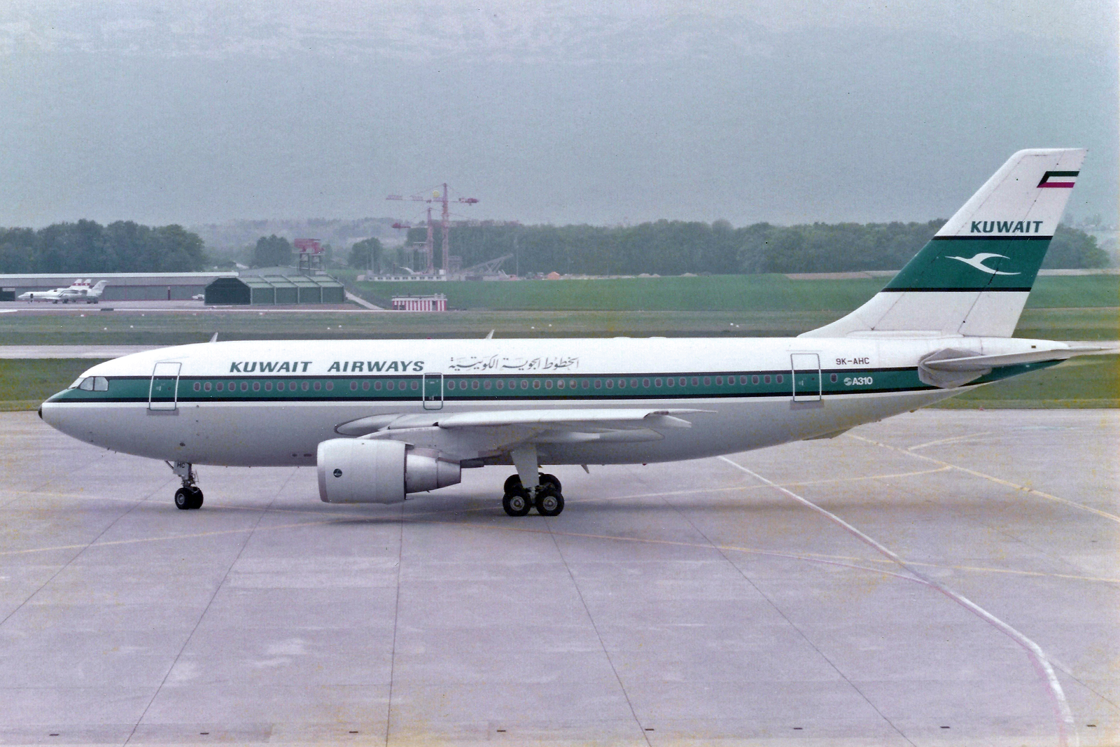 Kuwait Airways Airbus A310-222 9K AHC