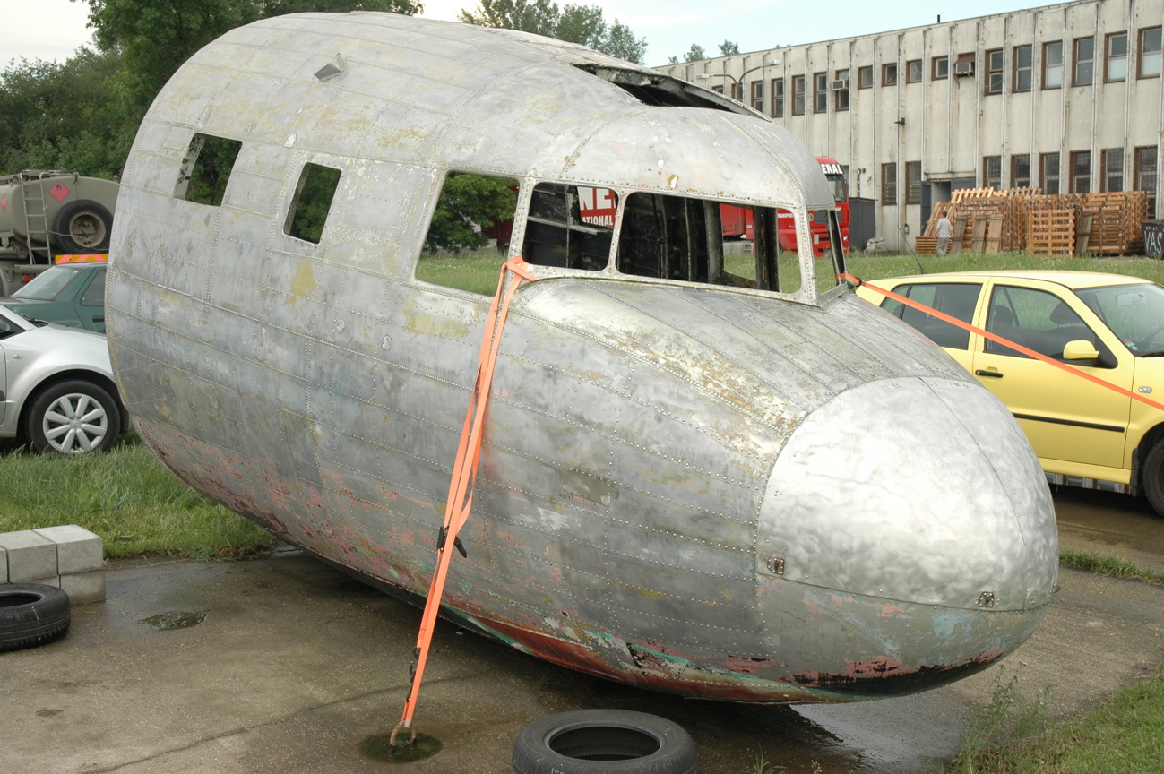 Douglas DC-3