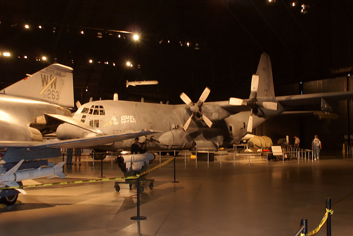 Lockheed AC-130A Spectre L Side Front Cold War NMUSAF 26Sep09