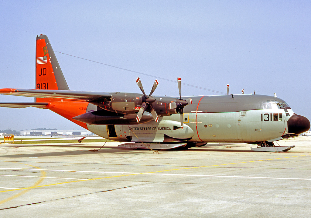 Lockheed C-130 LC-130R 159131 VXE-6 Marietta 07 74