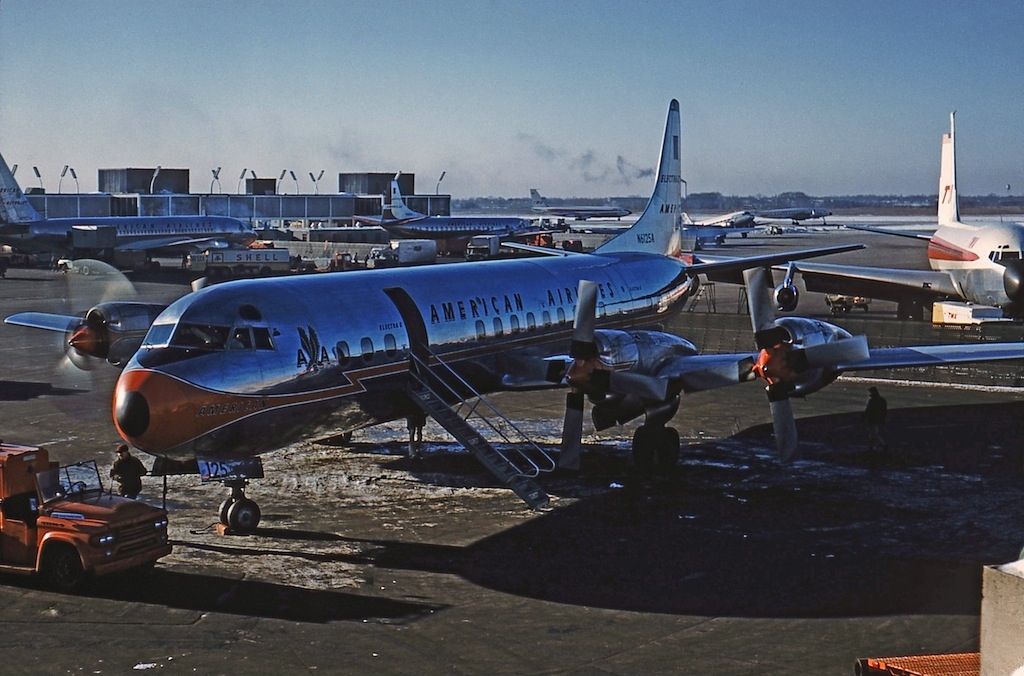 Lockheed L-188A Electra, American Airlines JP