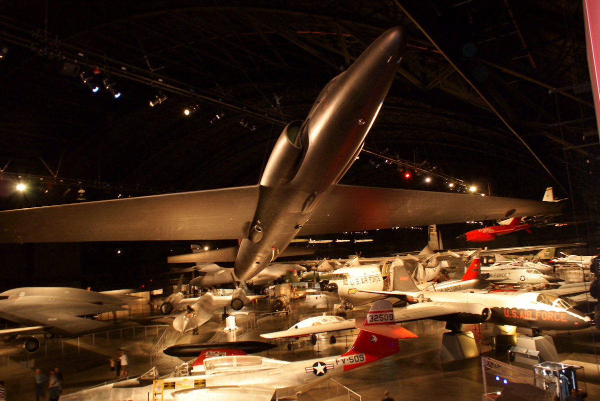 Lockheed U-2A Dragon Lady, vista bajo el morro derecho, NMUSAF