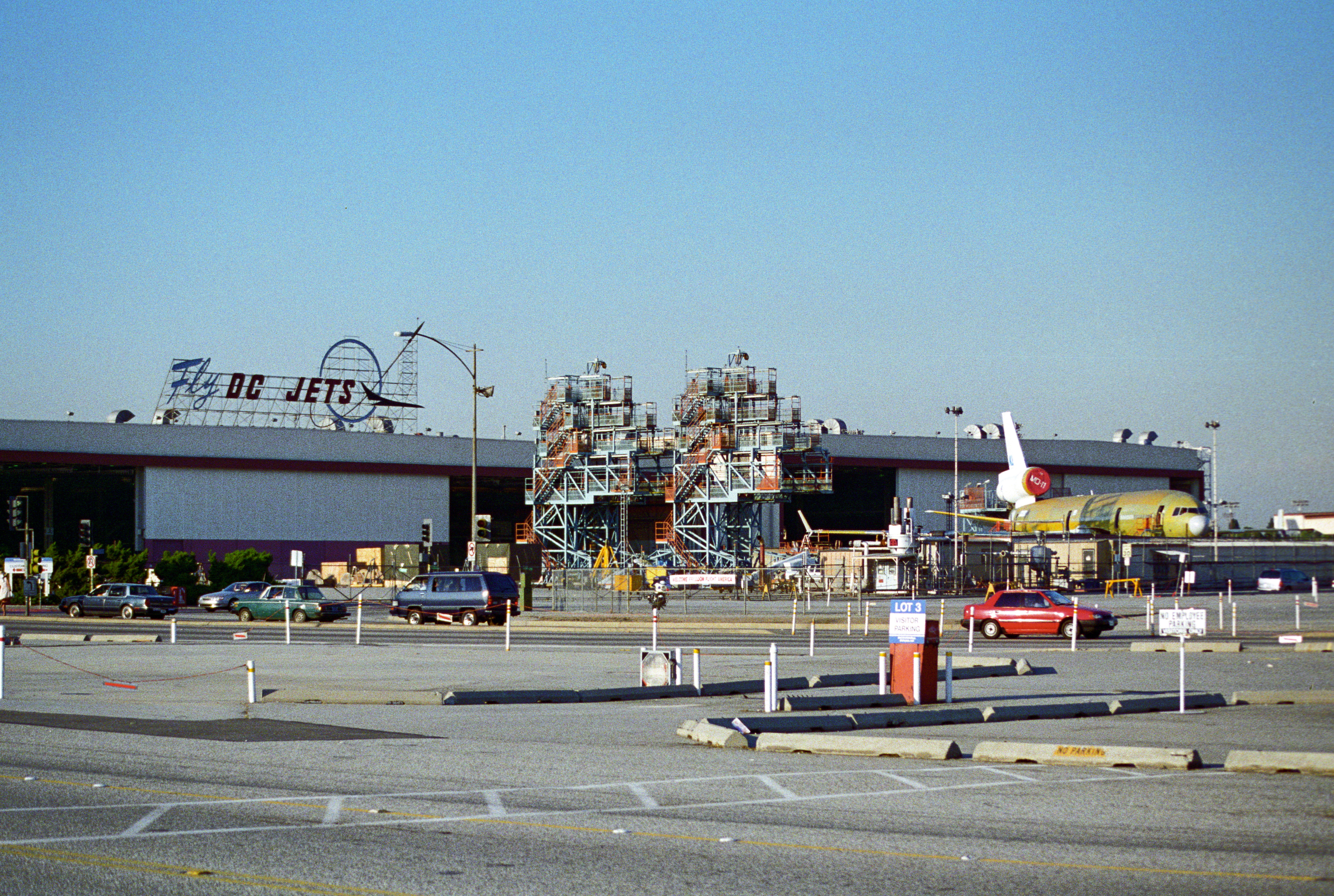 Long Beach McDonnell Douglas Aircraft Plant; 28.07.1995