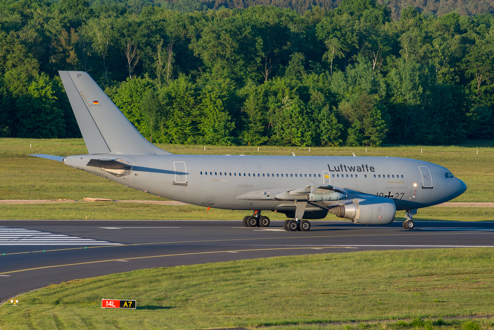 Luftwaffe Airbus A310-300 MRTT 10 27