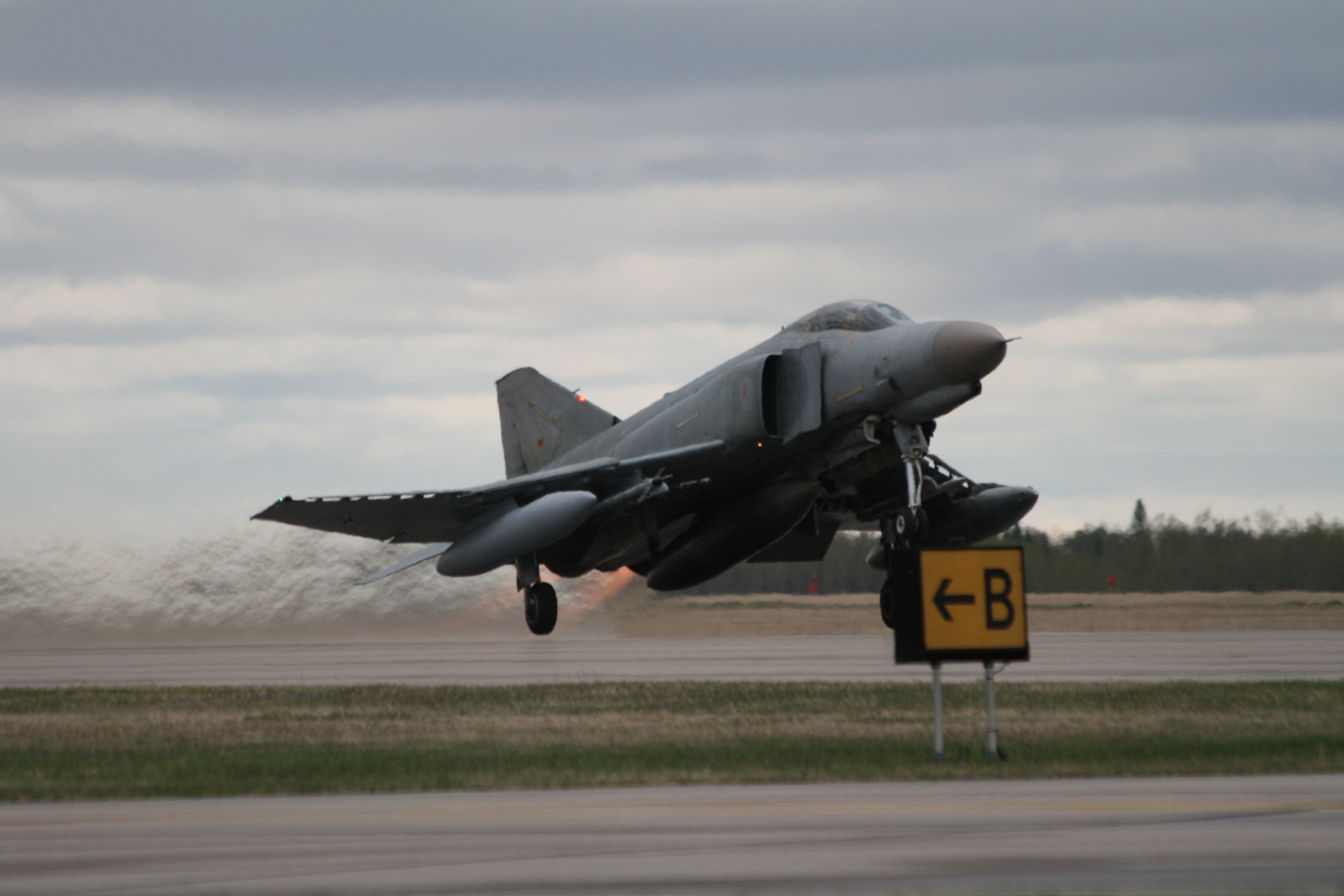 McDonnell Douglas F-4 Phantom II