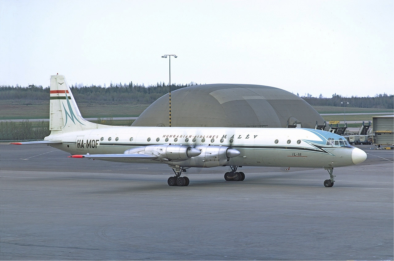 Malev Ilyushin Il-18 extreme old livery Soderstrom