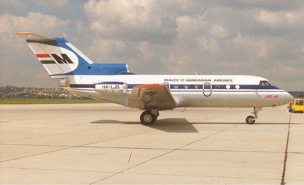 Yakovlev Yak-40