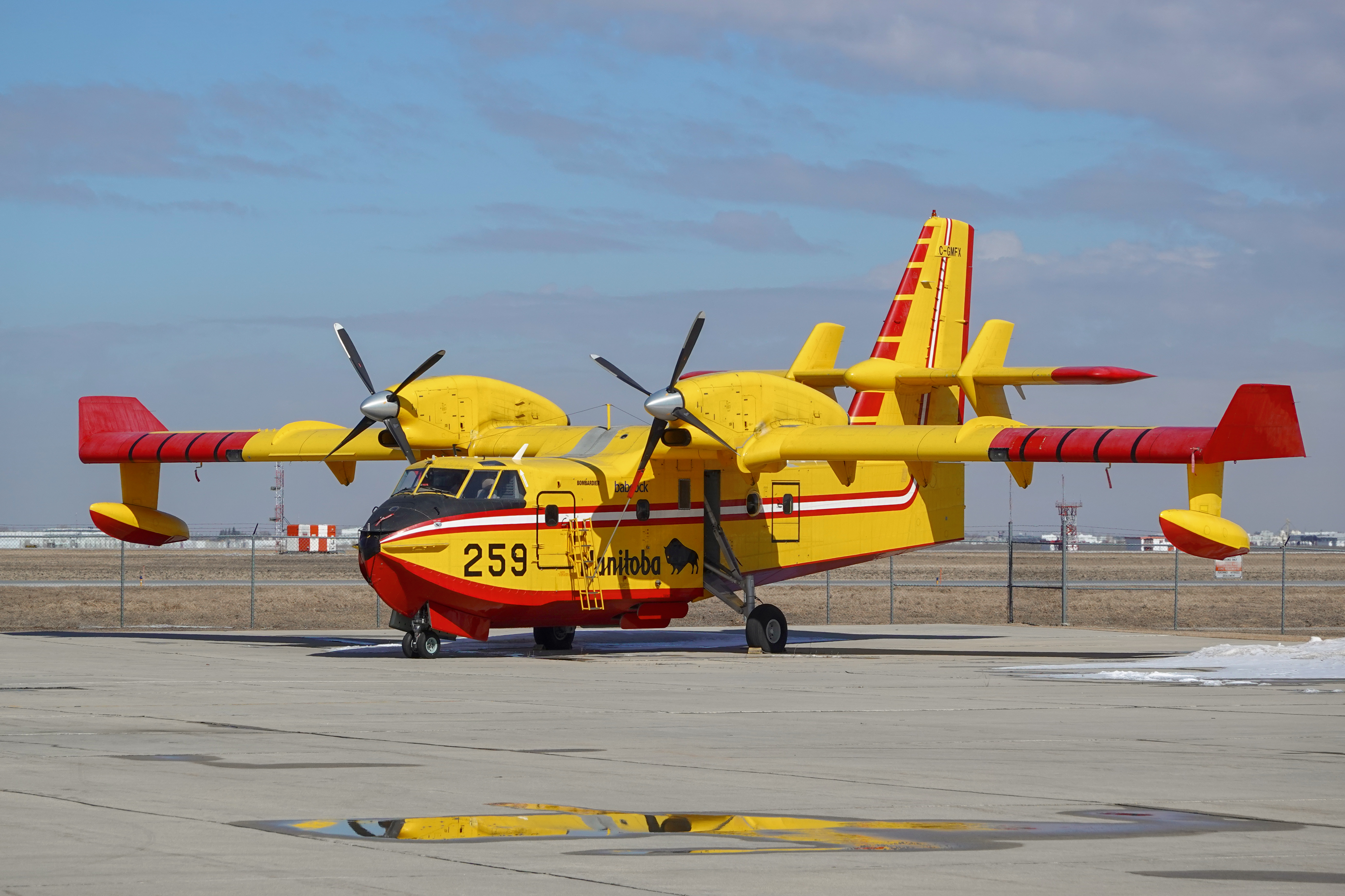 Manitoba Canadair CL-415