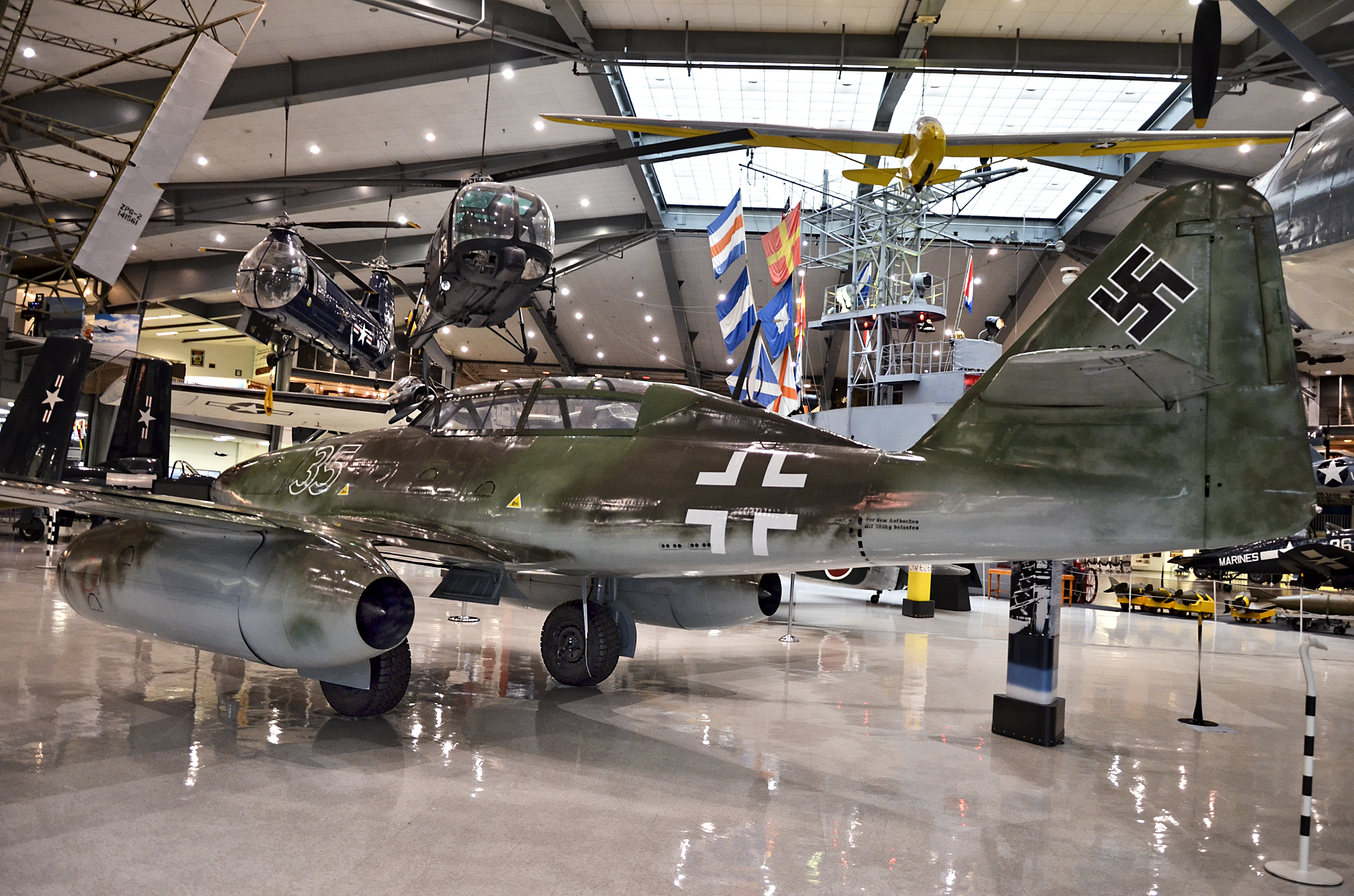 Me 262 B-1a W.Nr. 110639 al National Naval Aviation Museum (vista 2)