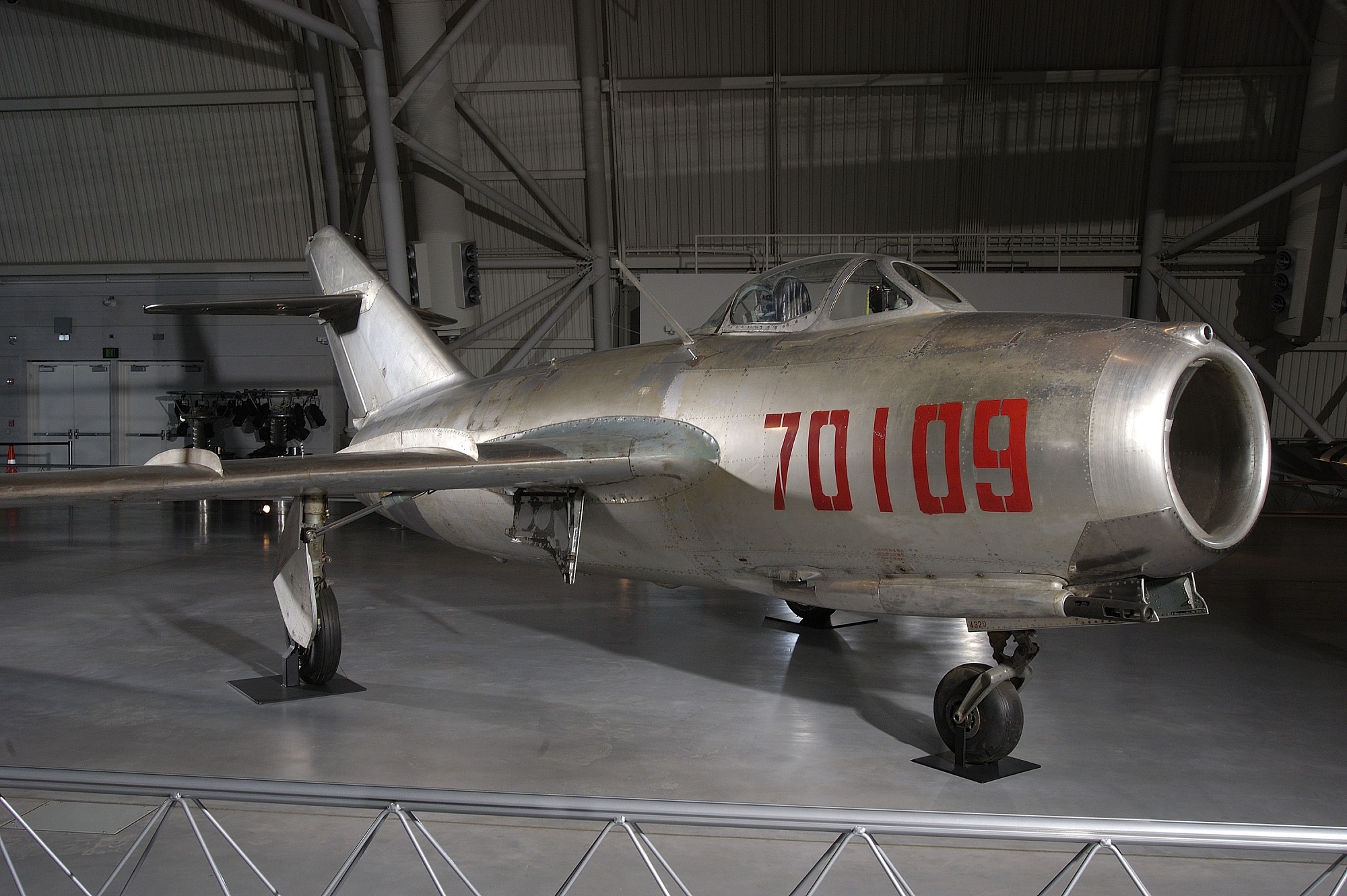 Mikoyan Gurevich Mi G-15 (Ji-2) FAGOT B - DPLA - cf8207db1559b8d7892e624f4e82 bba8 (página 3)