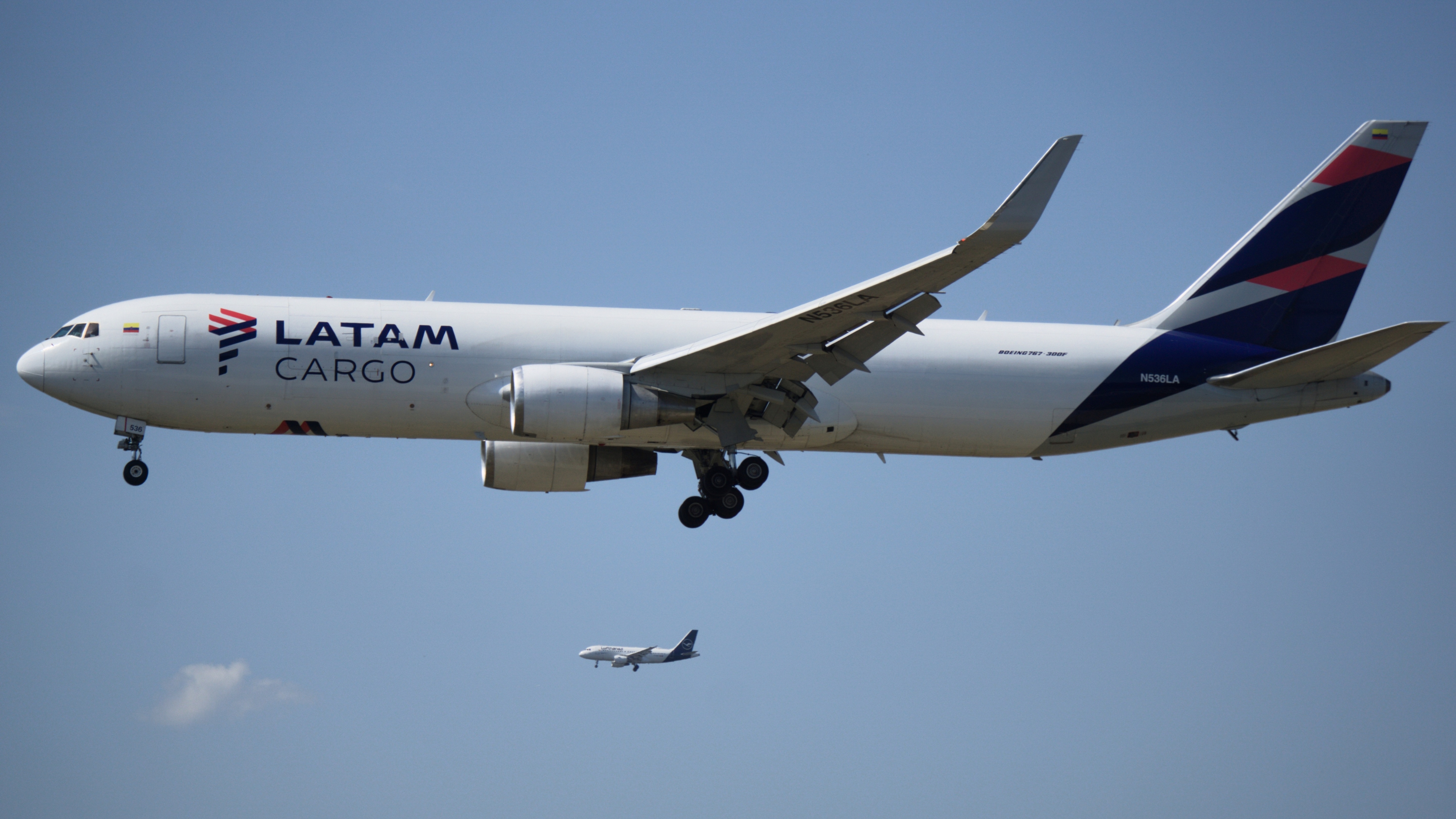 N536LA AIRCRAFT Boeing 767-316F(ER) -1b