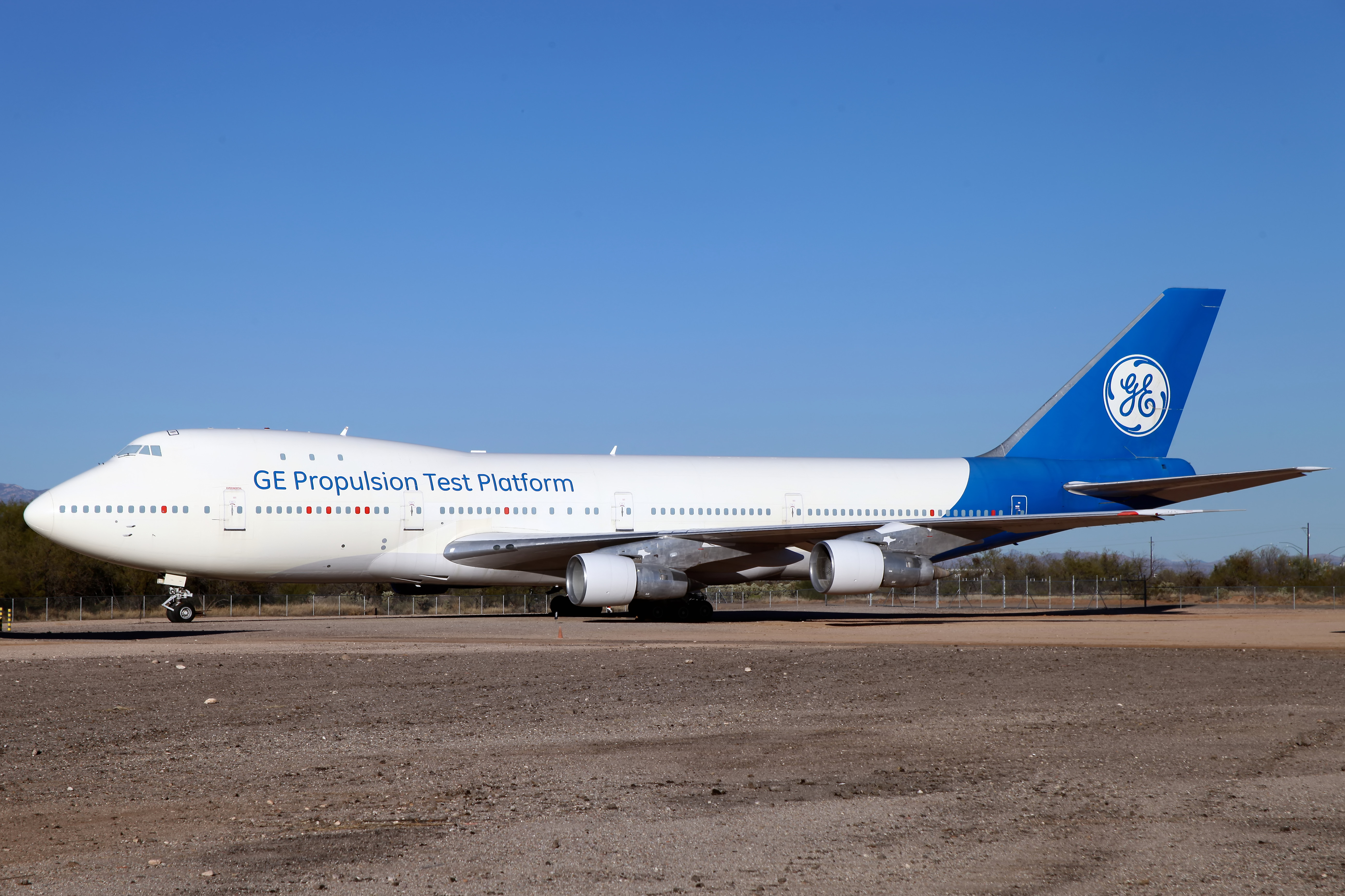 Boeing 747