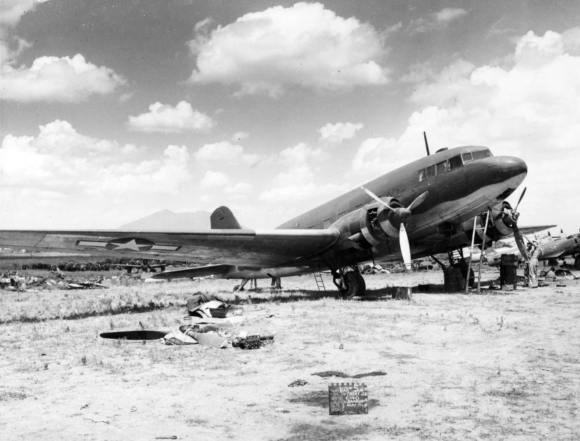 Douglas DC-3