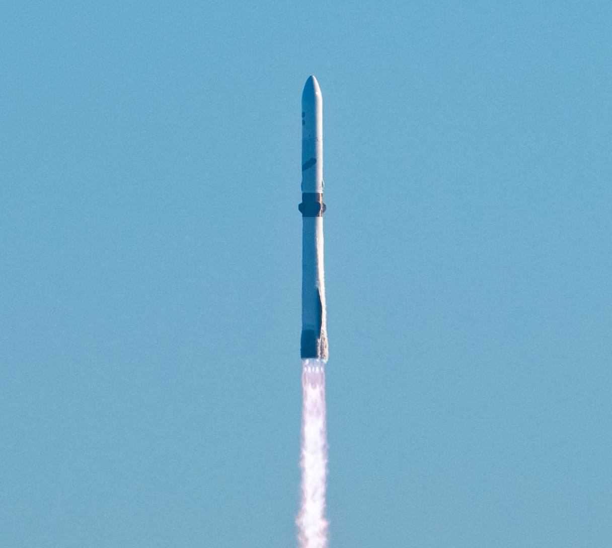 New Glenn 7×2 en su segundo vuelo, NG-2 (ESCAPADE), desde Space Launch Complex 36, 13 de noviembre de 2025