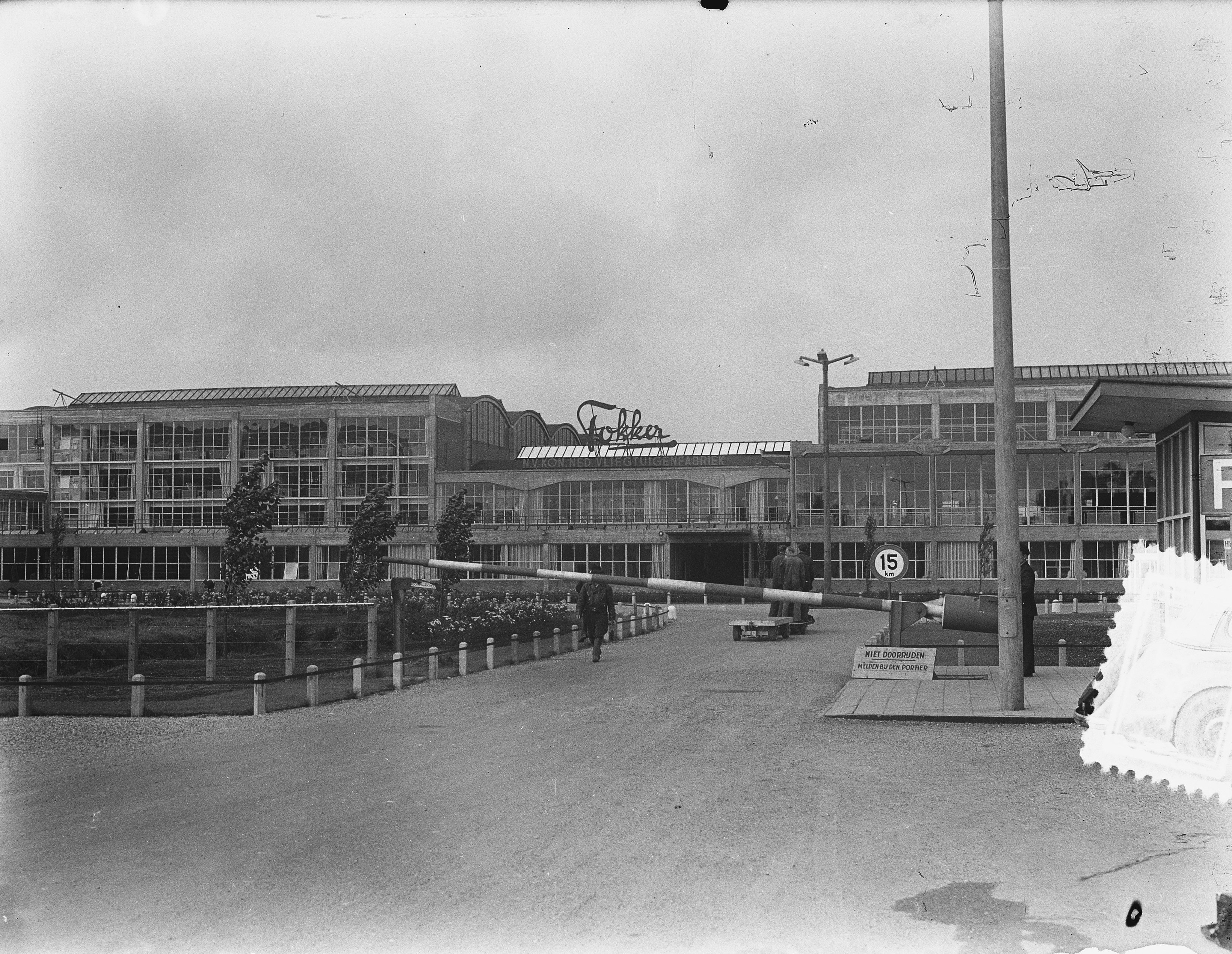 Nieuwe Fokkergebouwen op Schiphol, Bestanddeelnr 904-7814