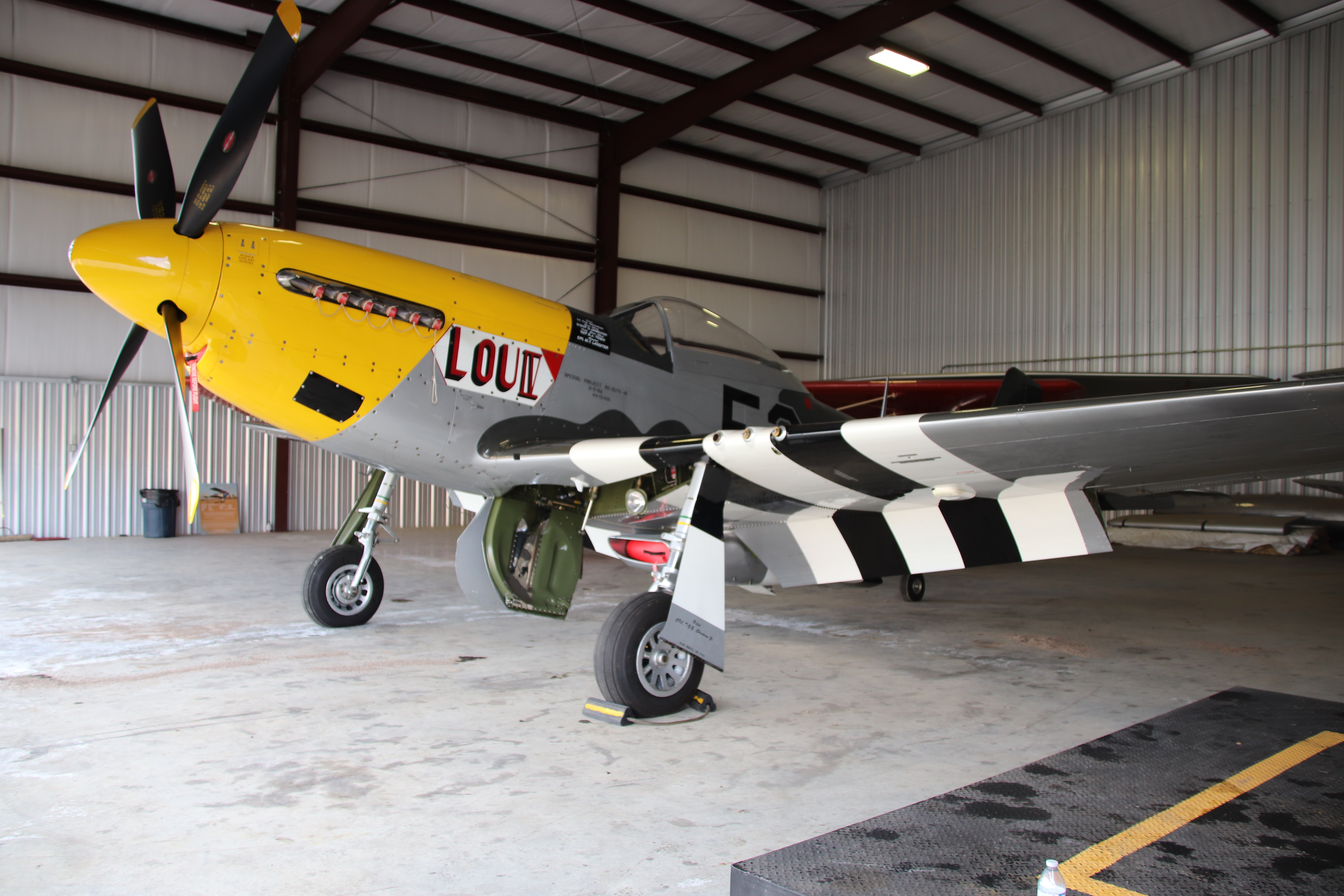 North American F-51D-20 NA Mustang ‘E2 C - 413410’ “Lou IV” (N51TK)