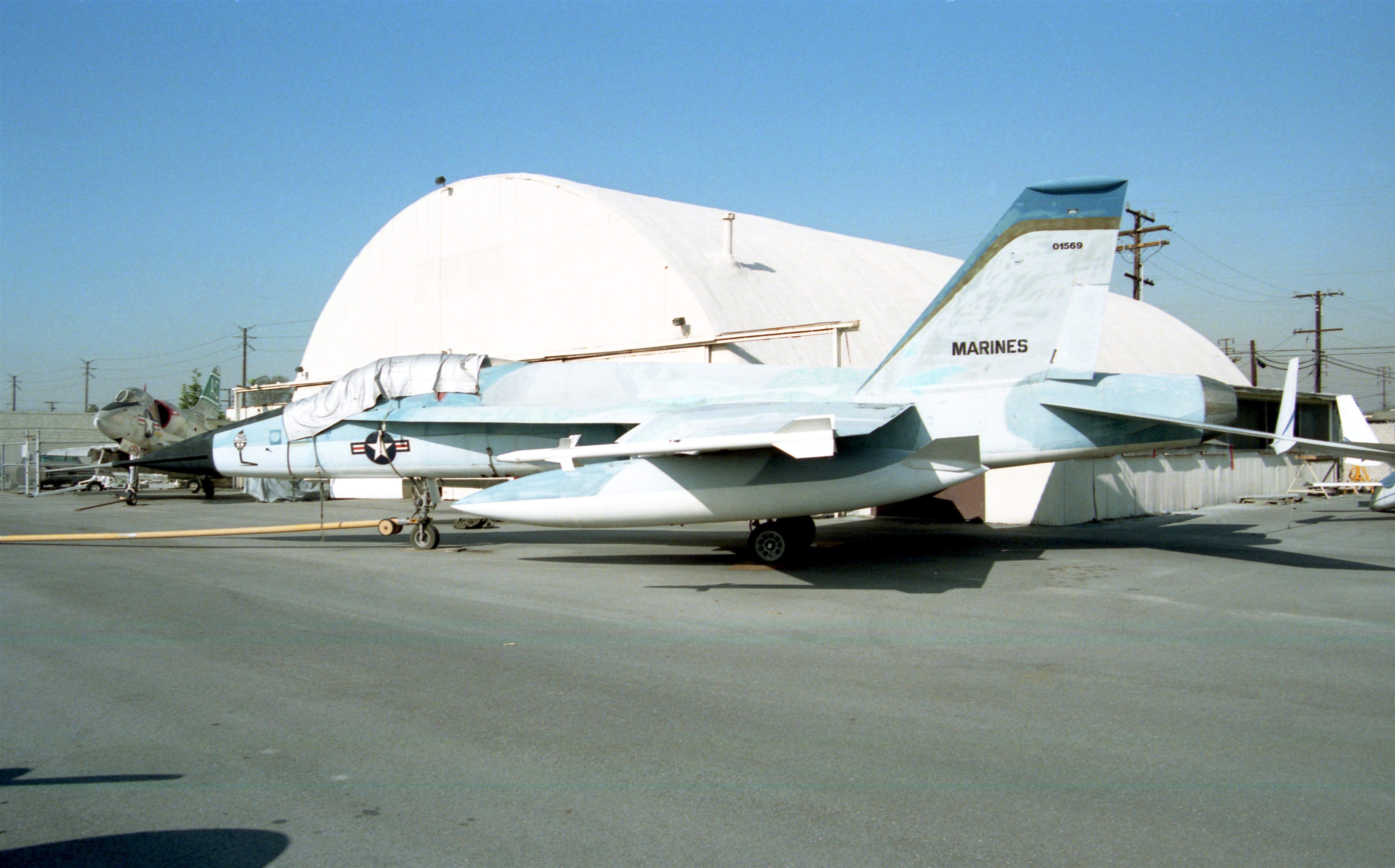 Northrop YF-17A (c n 1, s n 201569) 1992-01-09 Andre Gerwing Collection ID