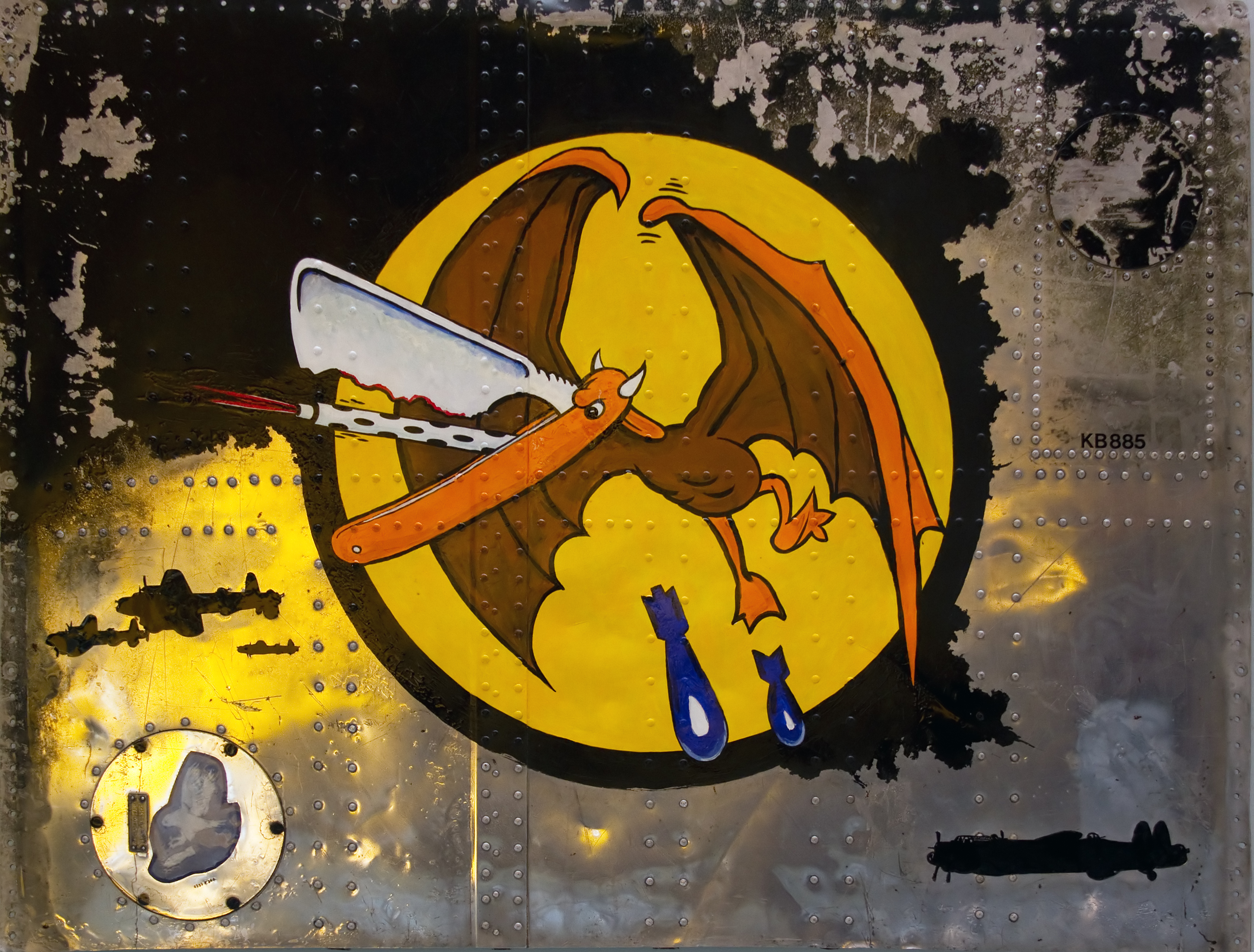 Arte de nariz do Lancaster KB885 «Hell Razor» no Bomber Command Museum of Canada