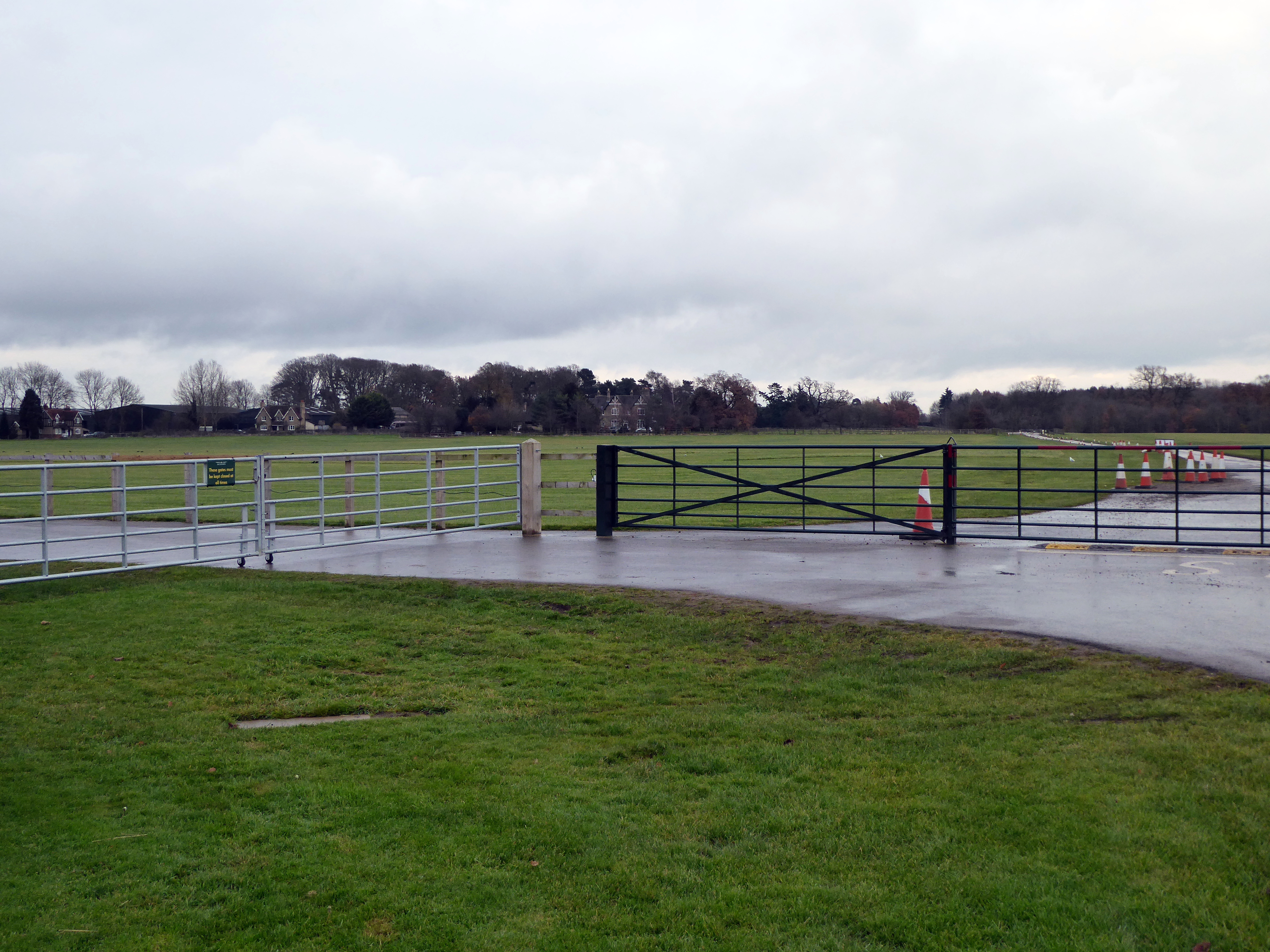 Old Warden Aerodrome - geograph org uk