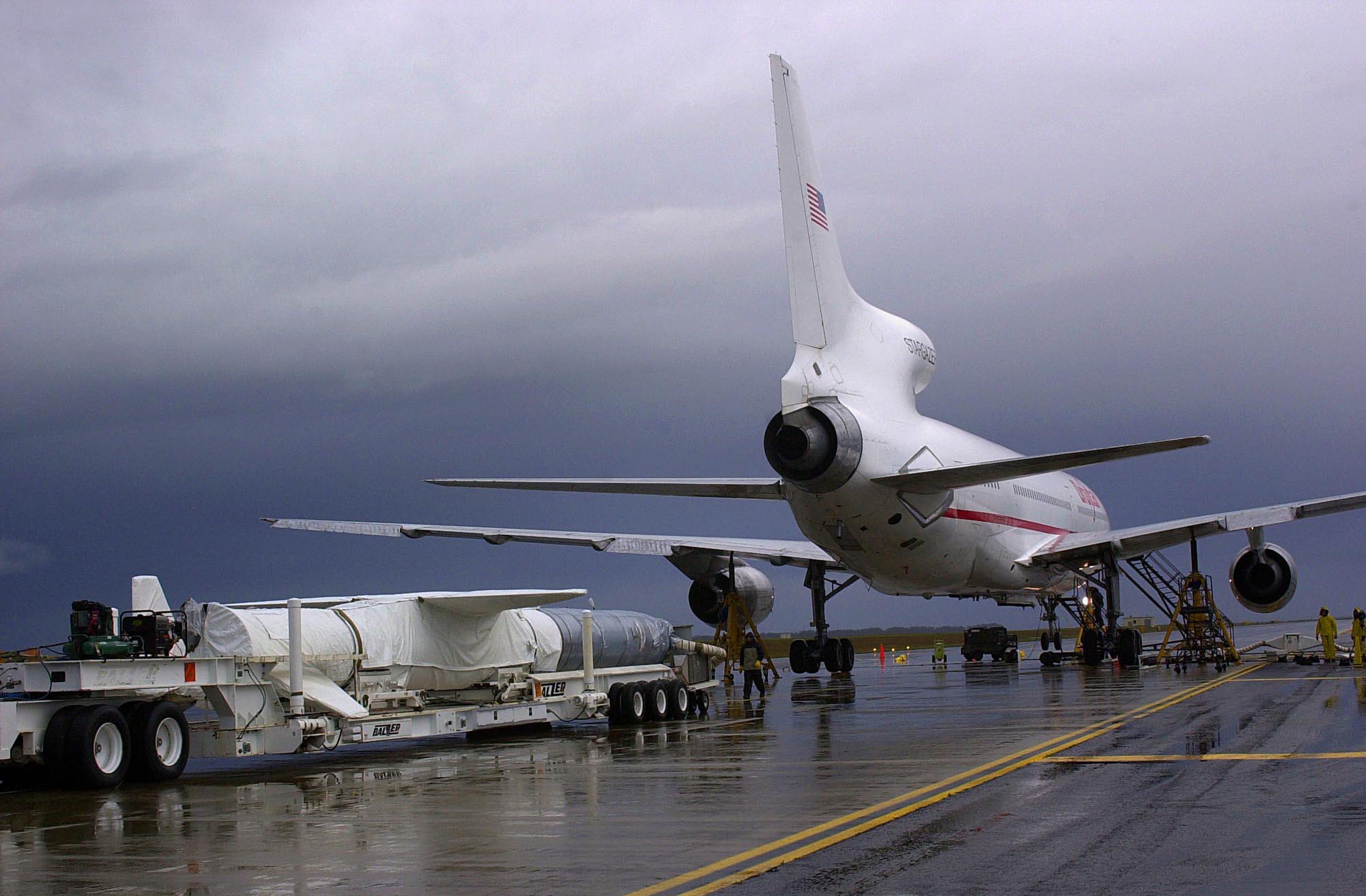 Pegasus XL prima dell'accoppiamento con l'L-1011 Stargazer