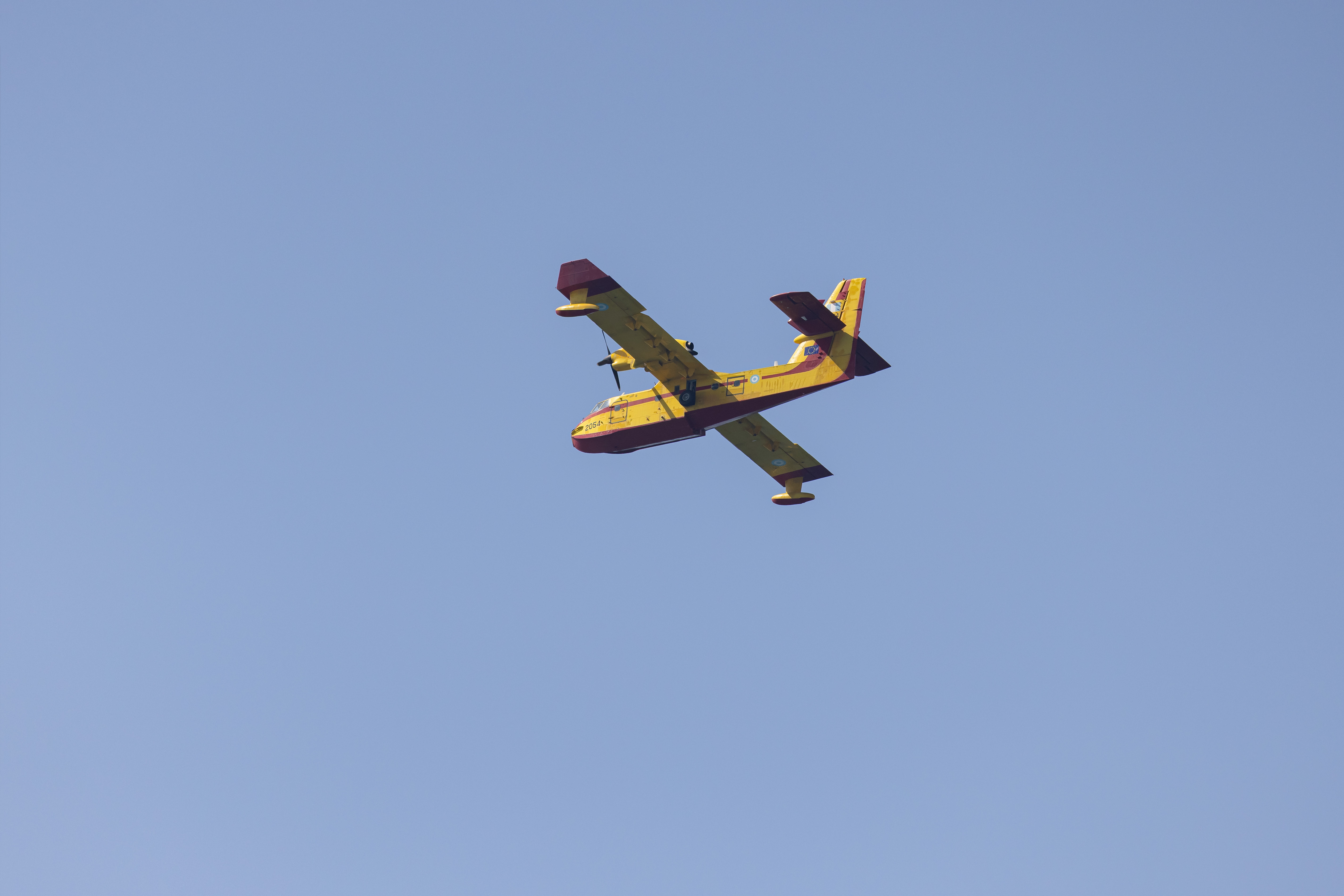 Canadair CL-415