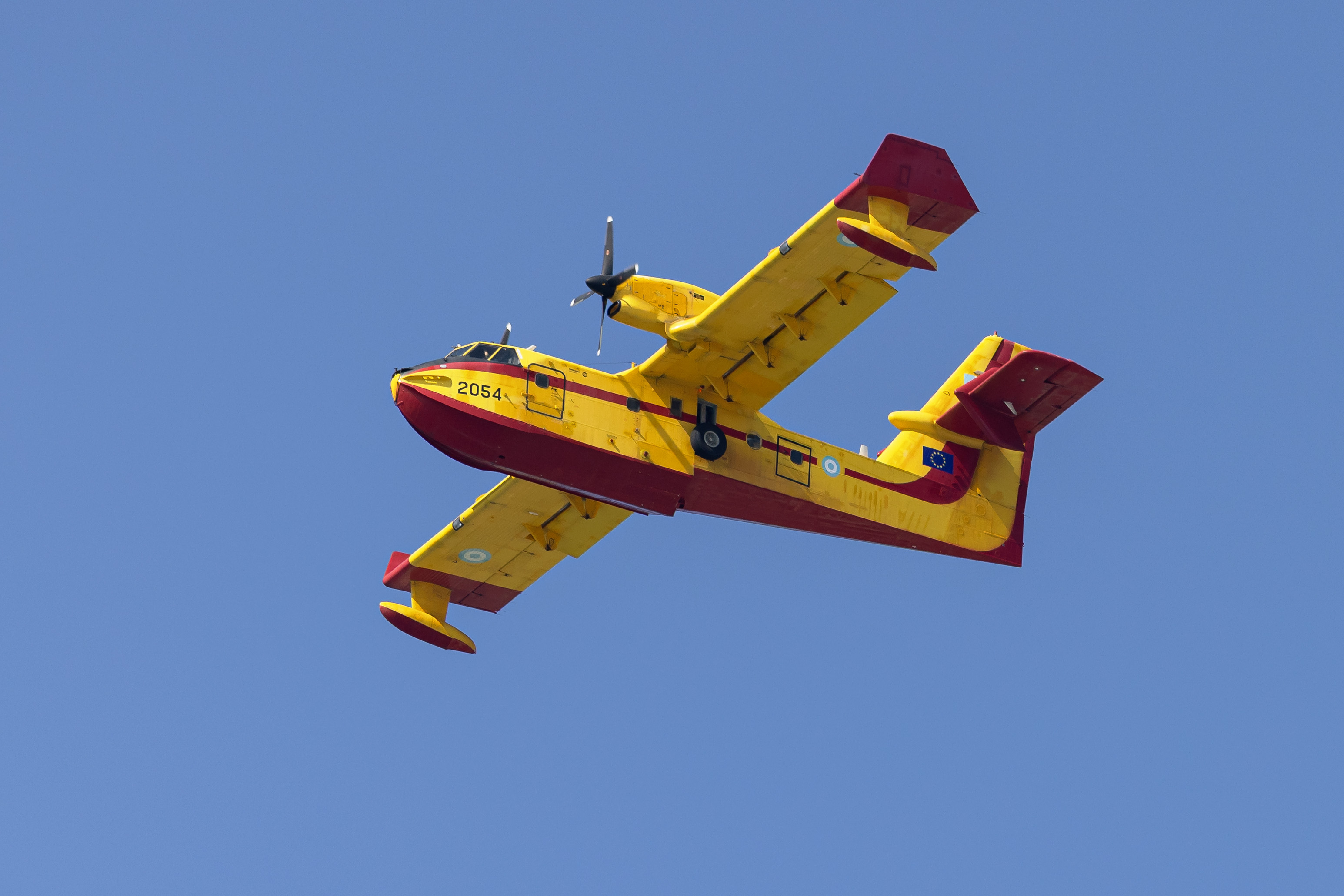 Canadair CL-415