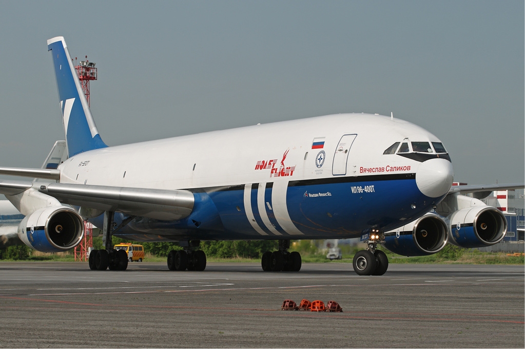 Ilyushin Il-96