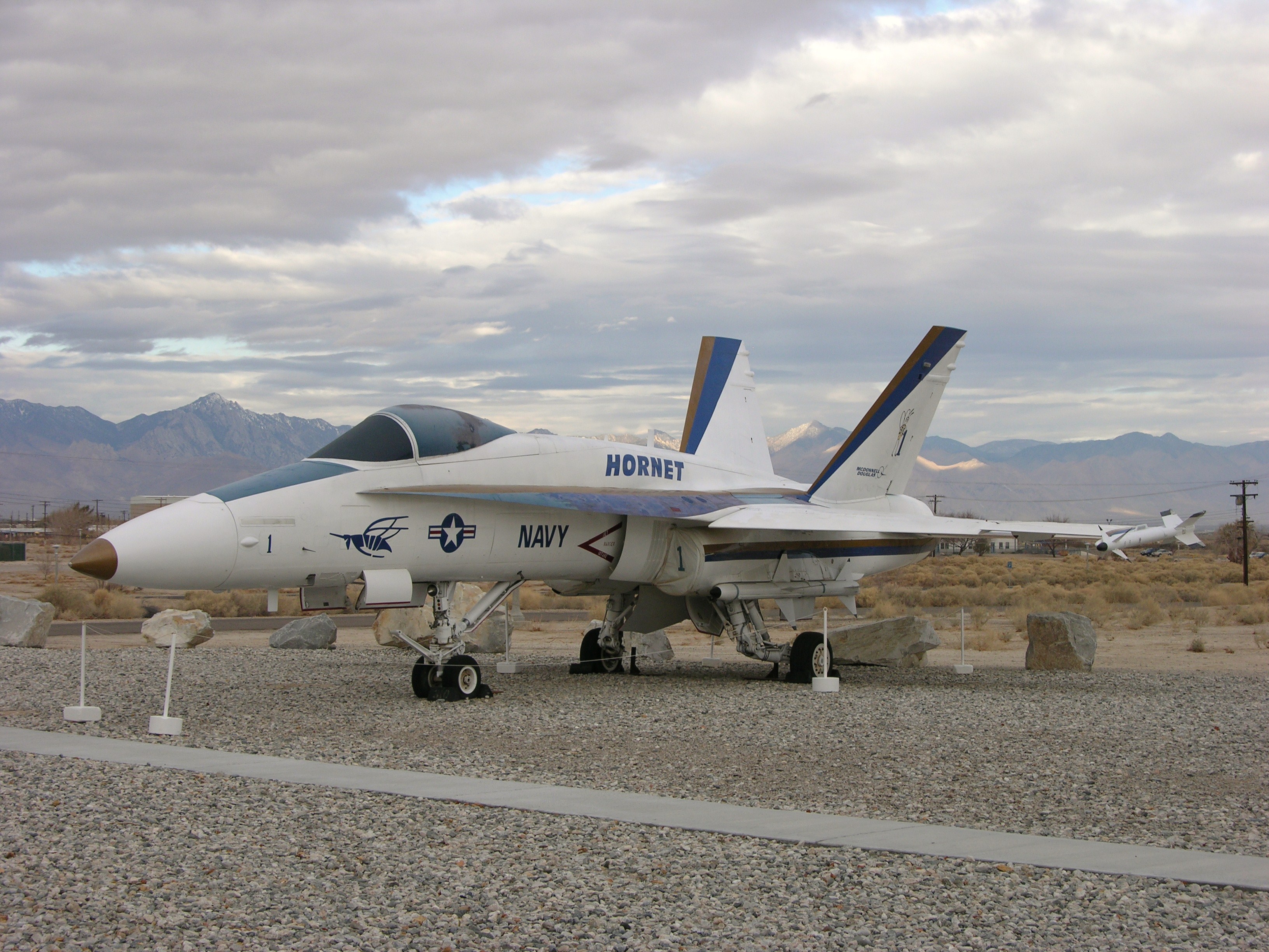 Prototipo YF-18A conservado en el museo de NAWS China Lake