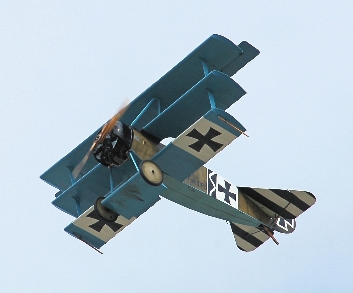 Nachbau der Fokker Dr I auf dem Flugplatz Filton (England)