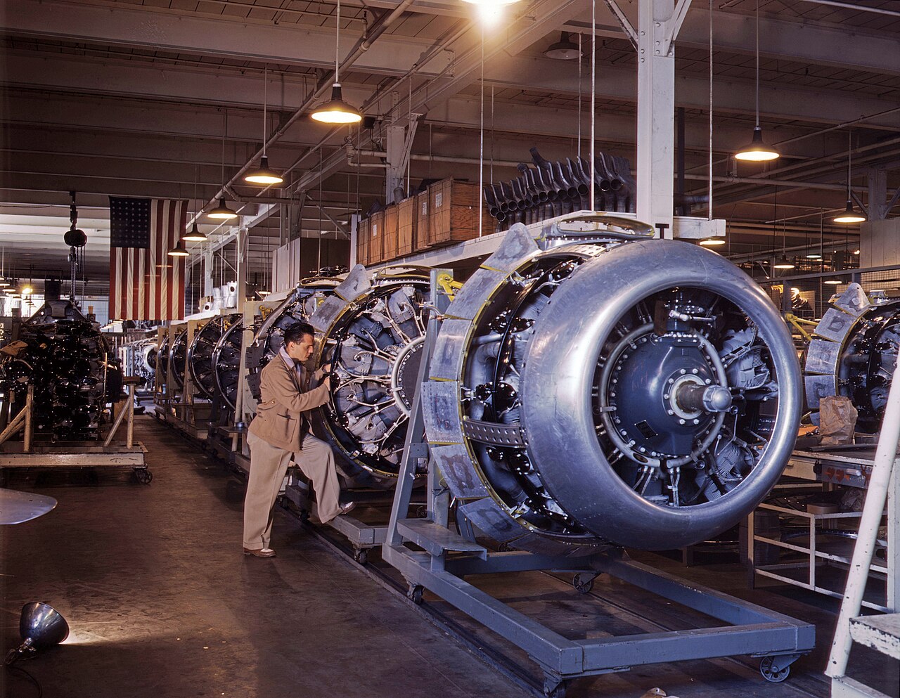 Motori R-2600 per i B-25 a Inglewood, 1942