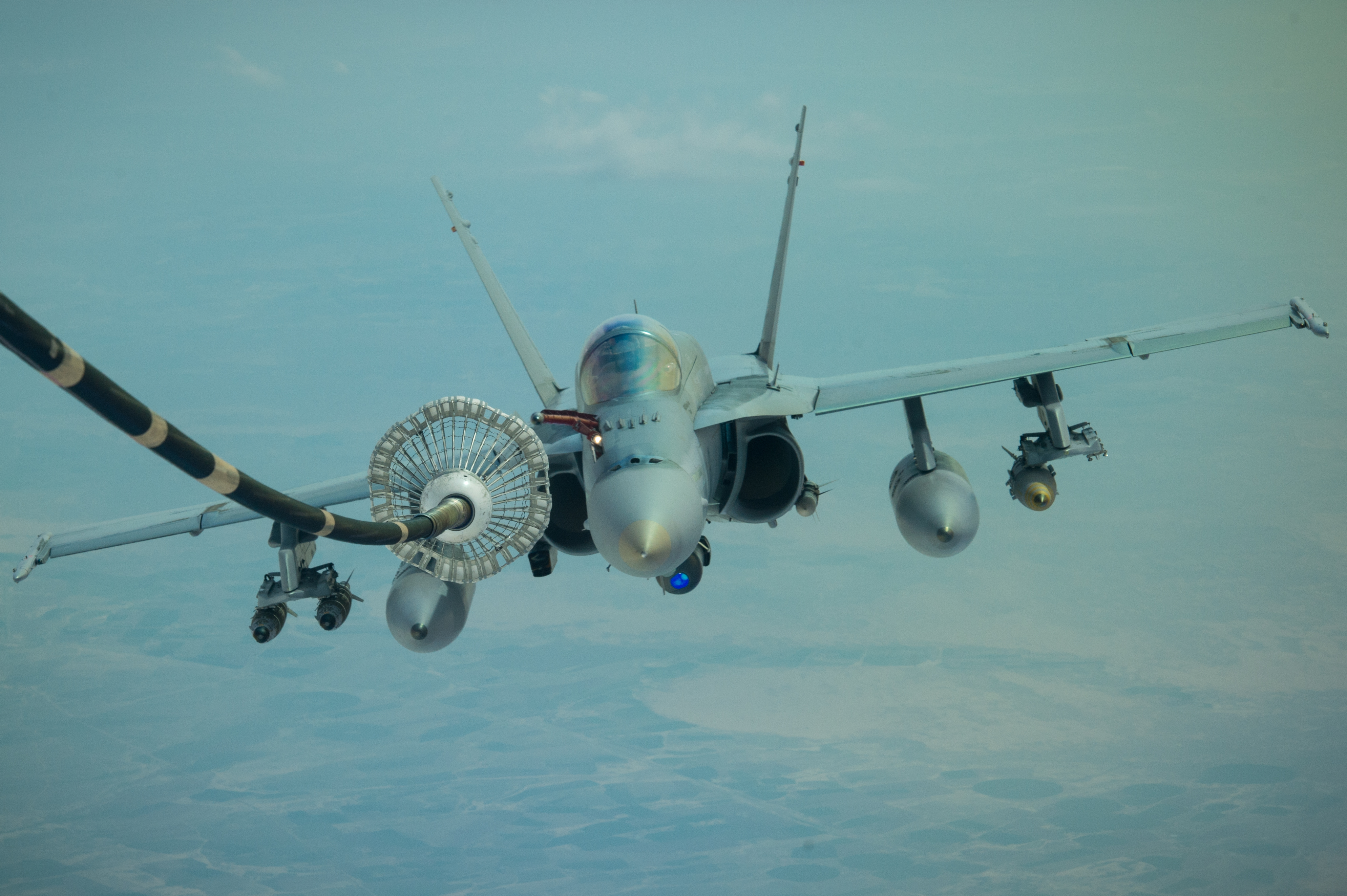 FA-18 de la RAAF repostando sobre Irak en marzo de 2017