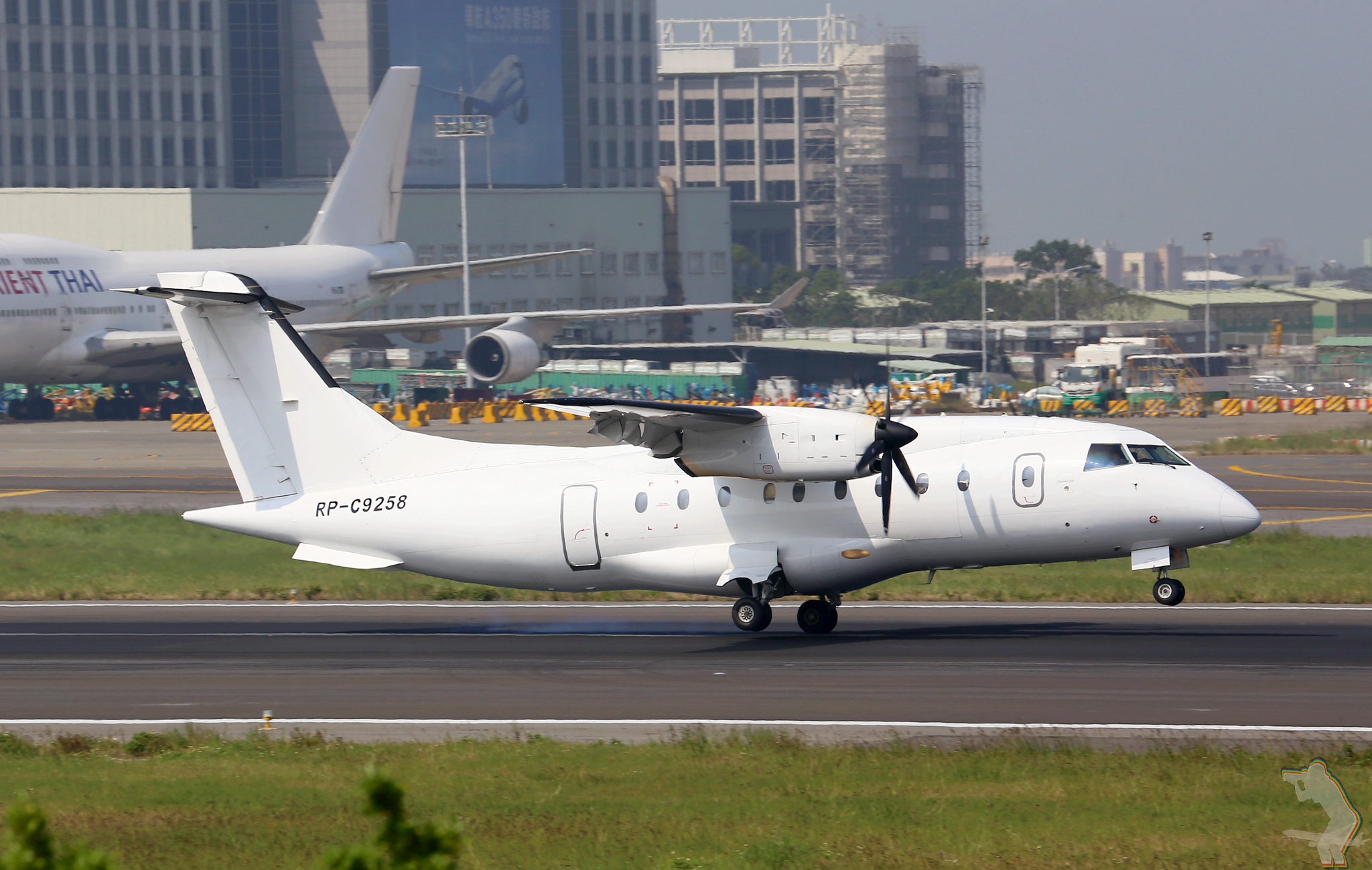 Dornier 328