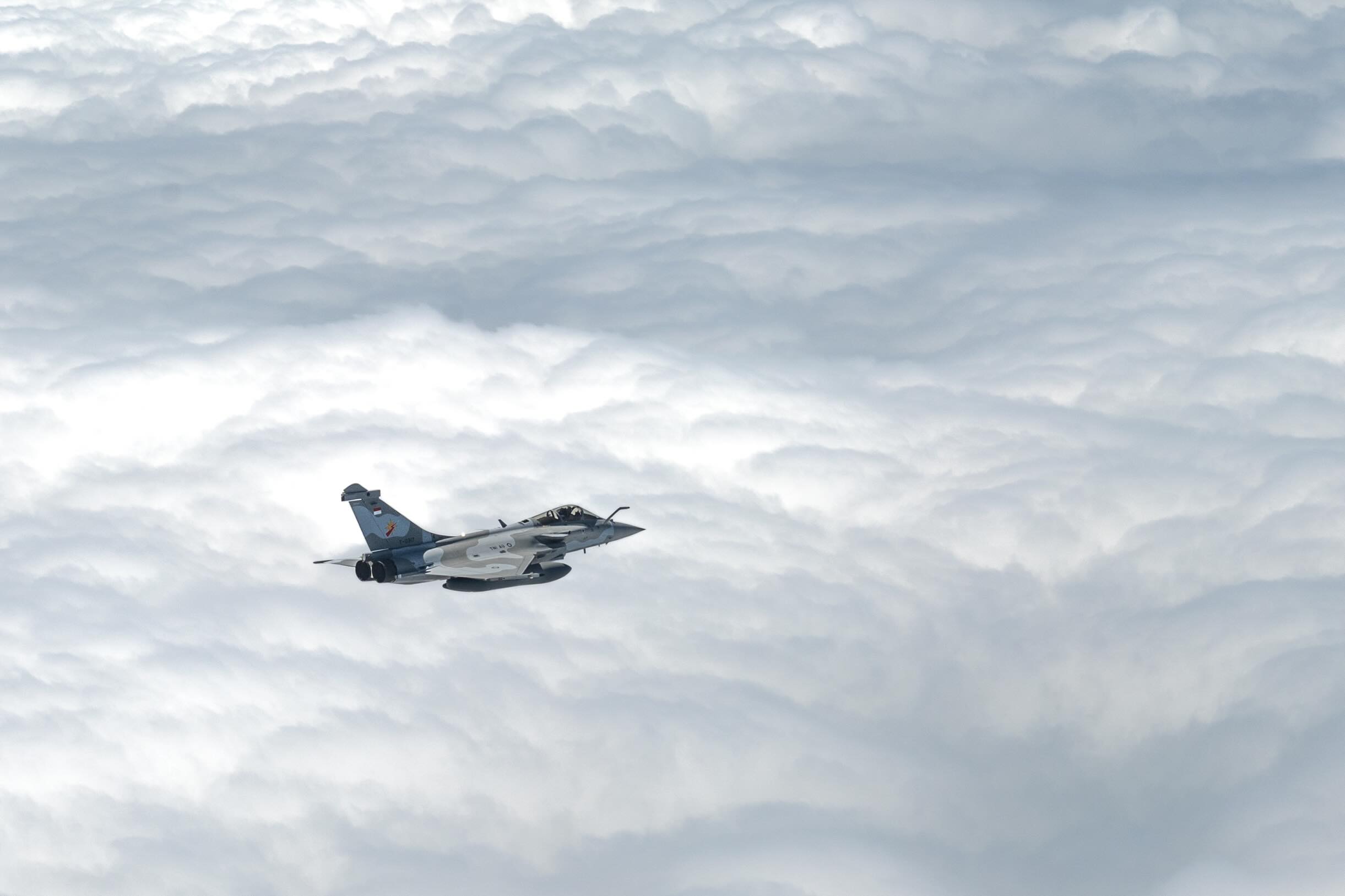 Rafale TNI AU au-dessus des nuages (T-0317), 2026