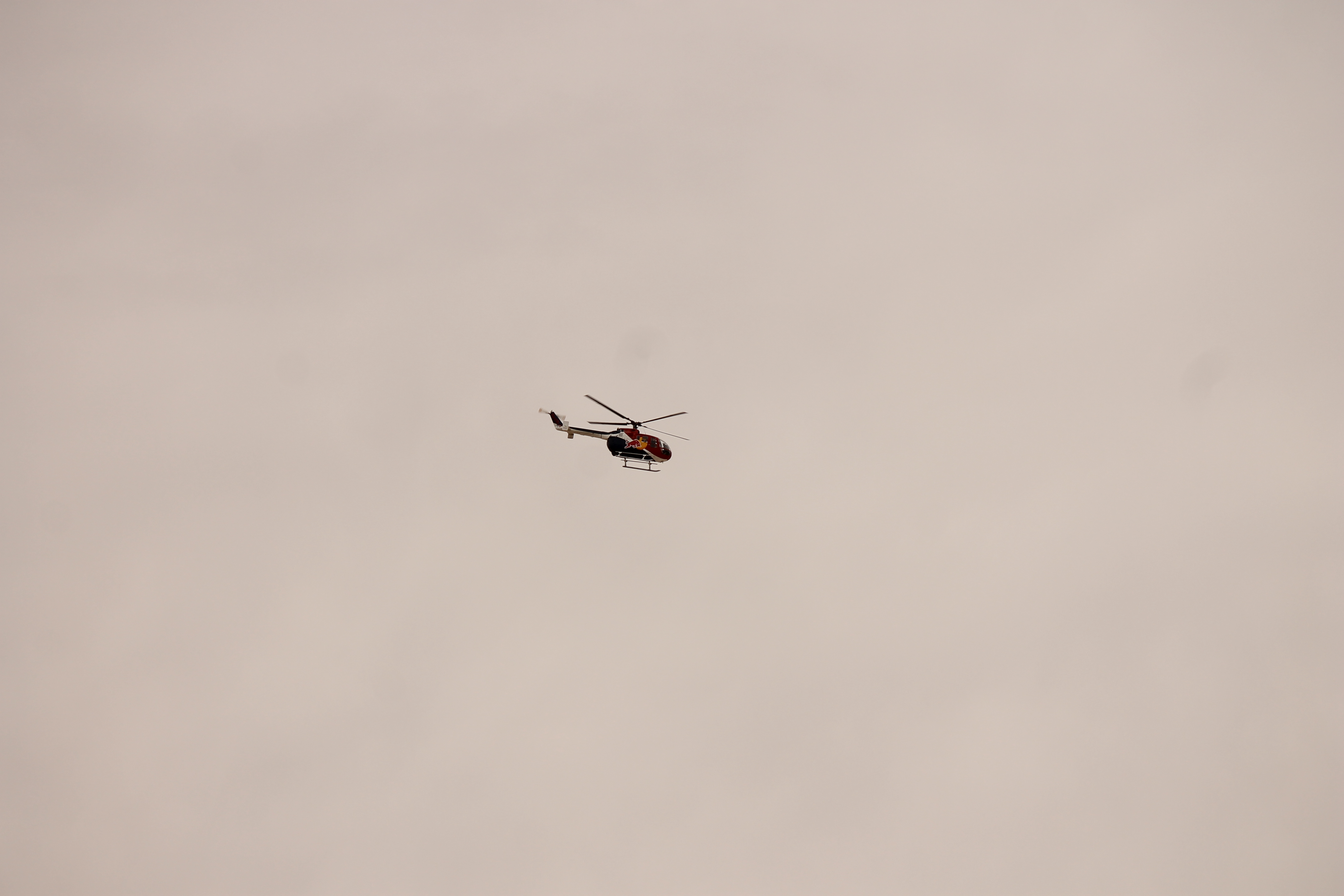 Hélicoptère acrobatique Red Bull MBB Bo 105, Aviation Nation 2017