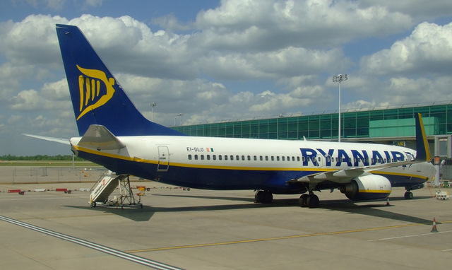 Avión de Ryanair en Stansted - geograph org uk