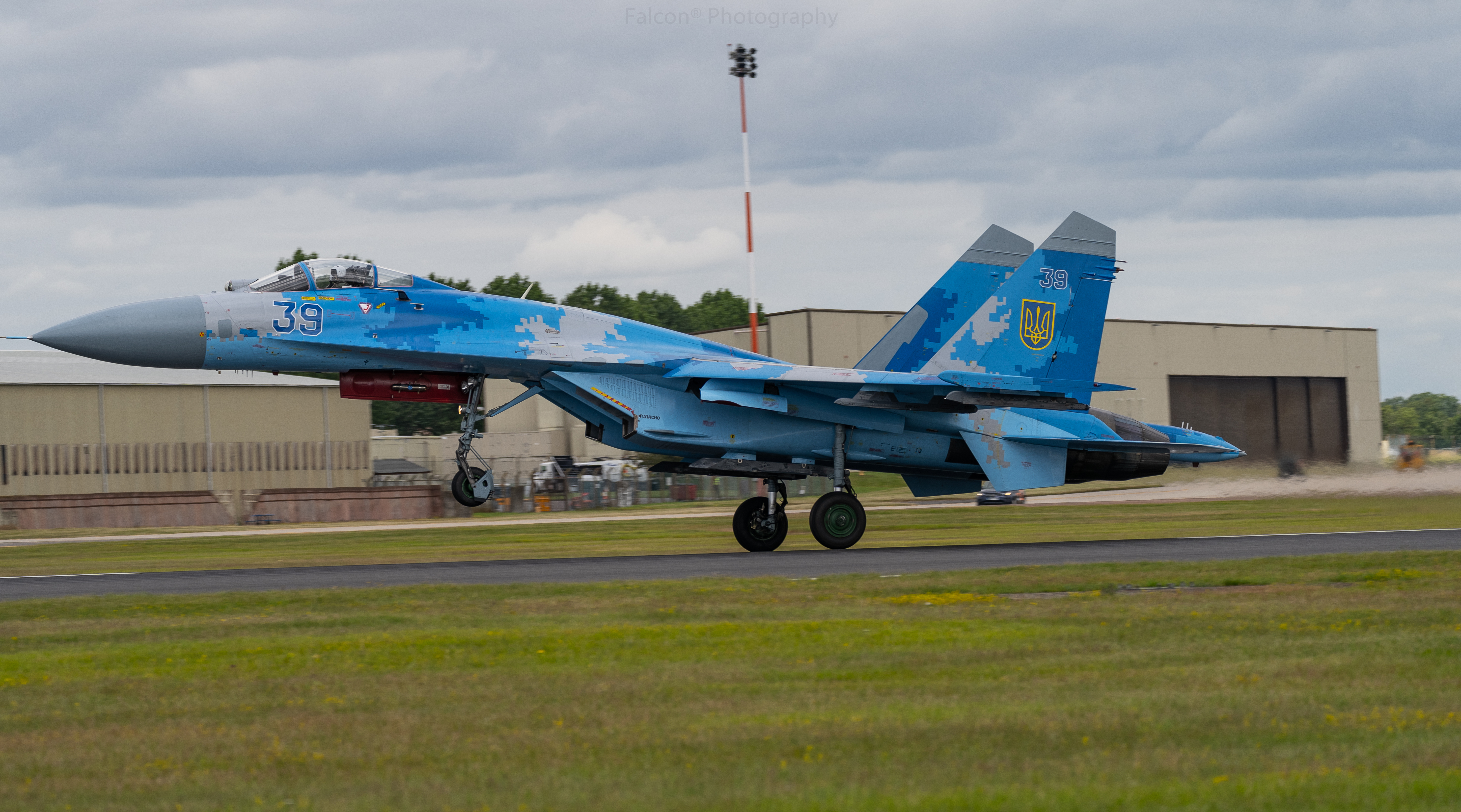 Sukhoi Su-27