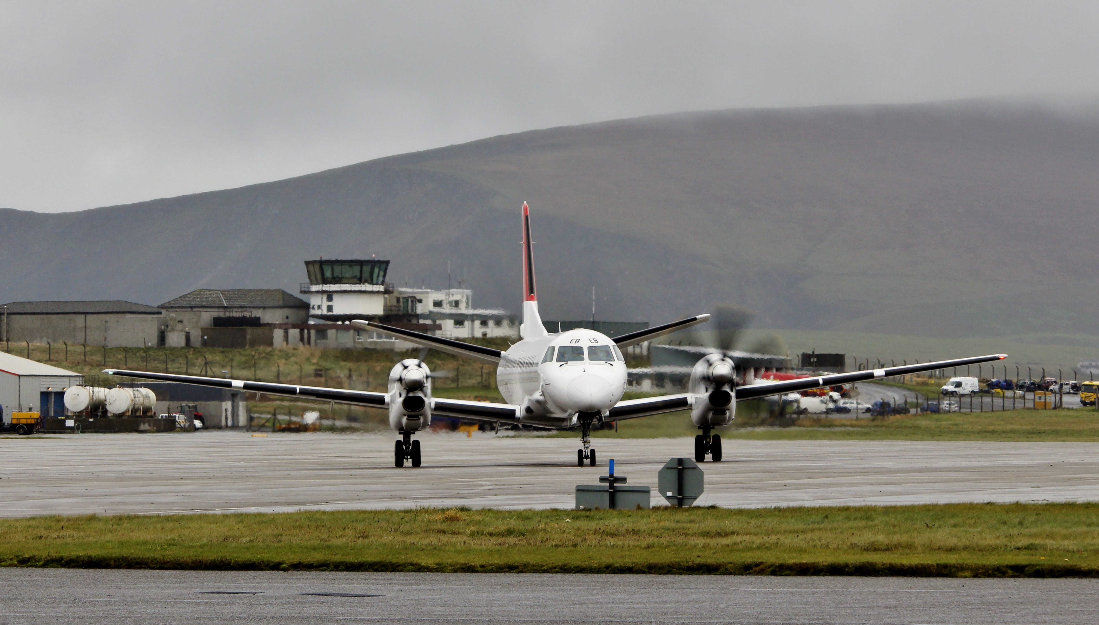 Saab 2000 G-CDEB MG 8769