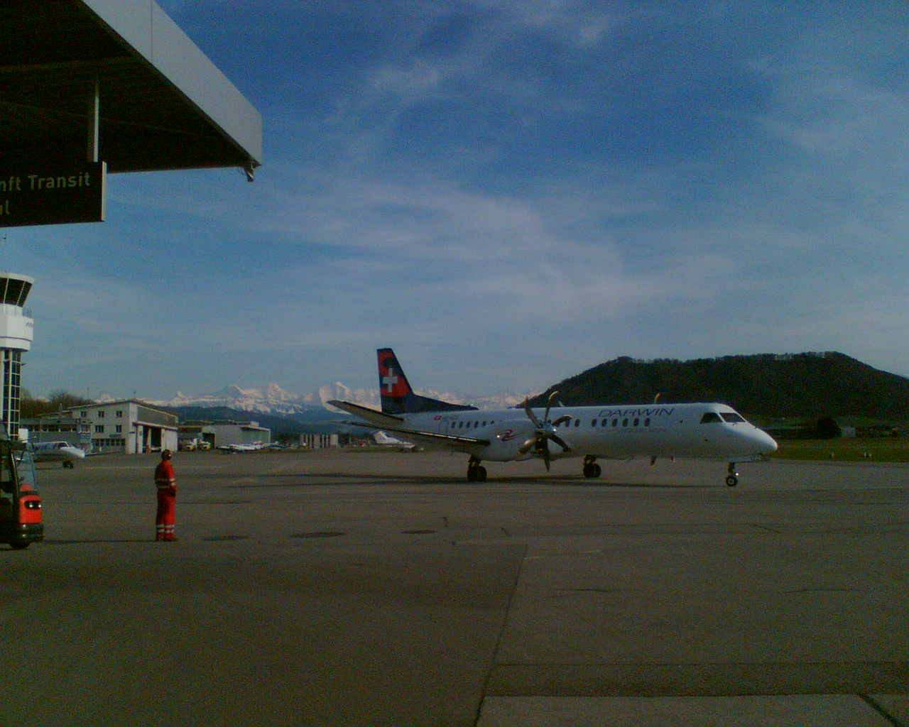Saab 2000 de Darwin Airline en Berna
