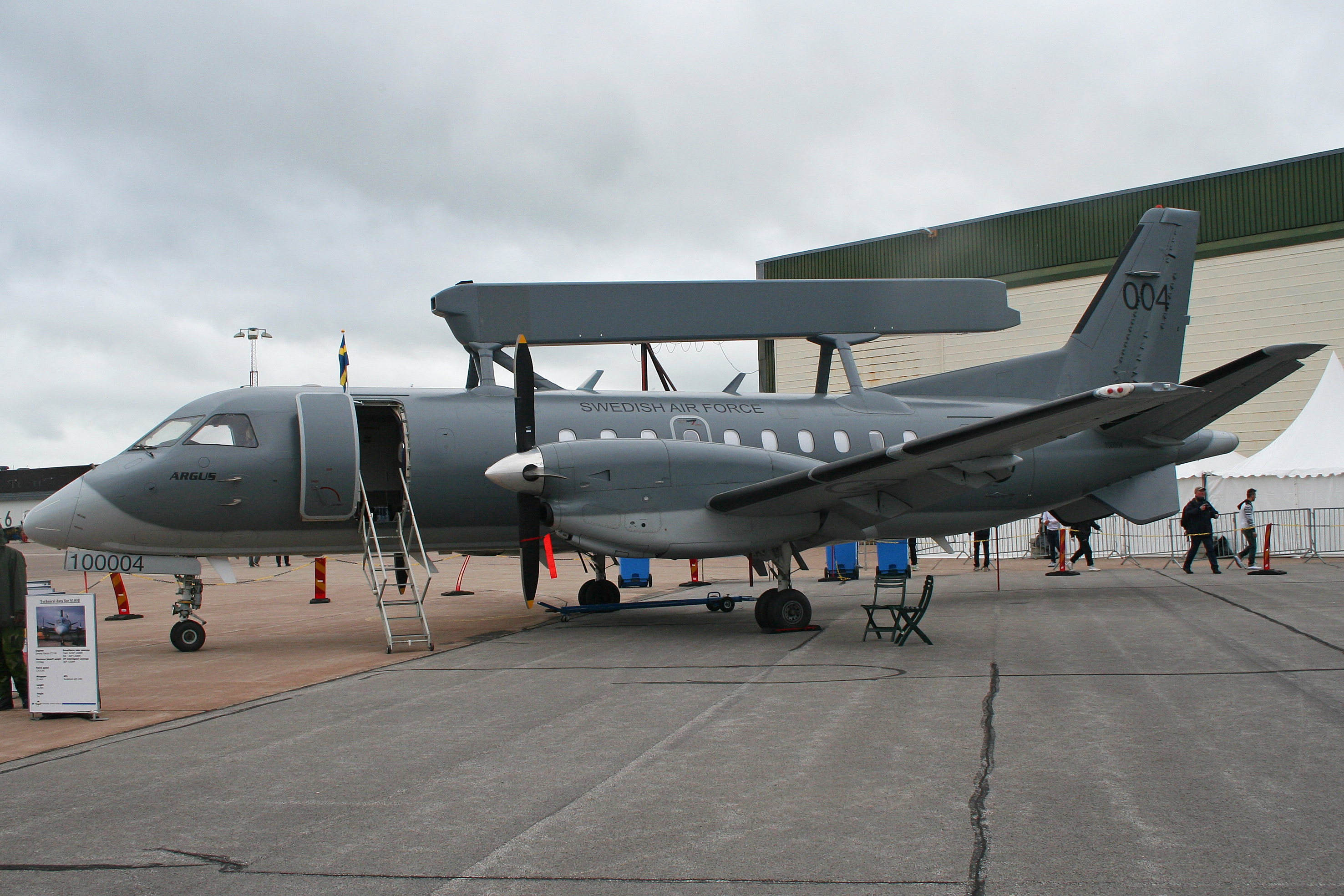 Saab 340 Argus (S 100D) 100004 dello squadrone 72 ASC, Aeronautica svedese, Airshow di Malmen, giugno 2012
